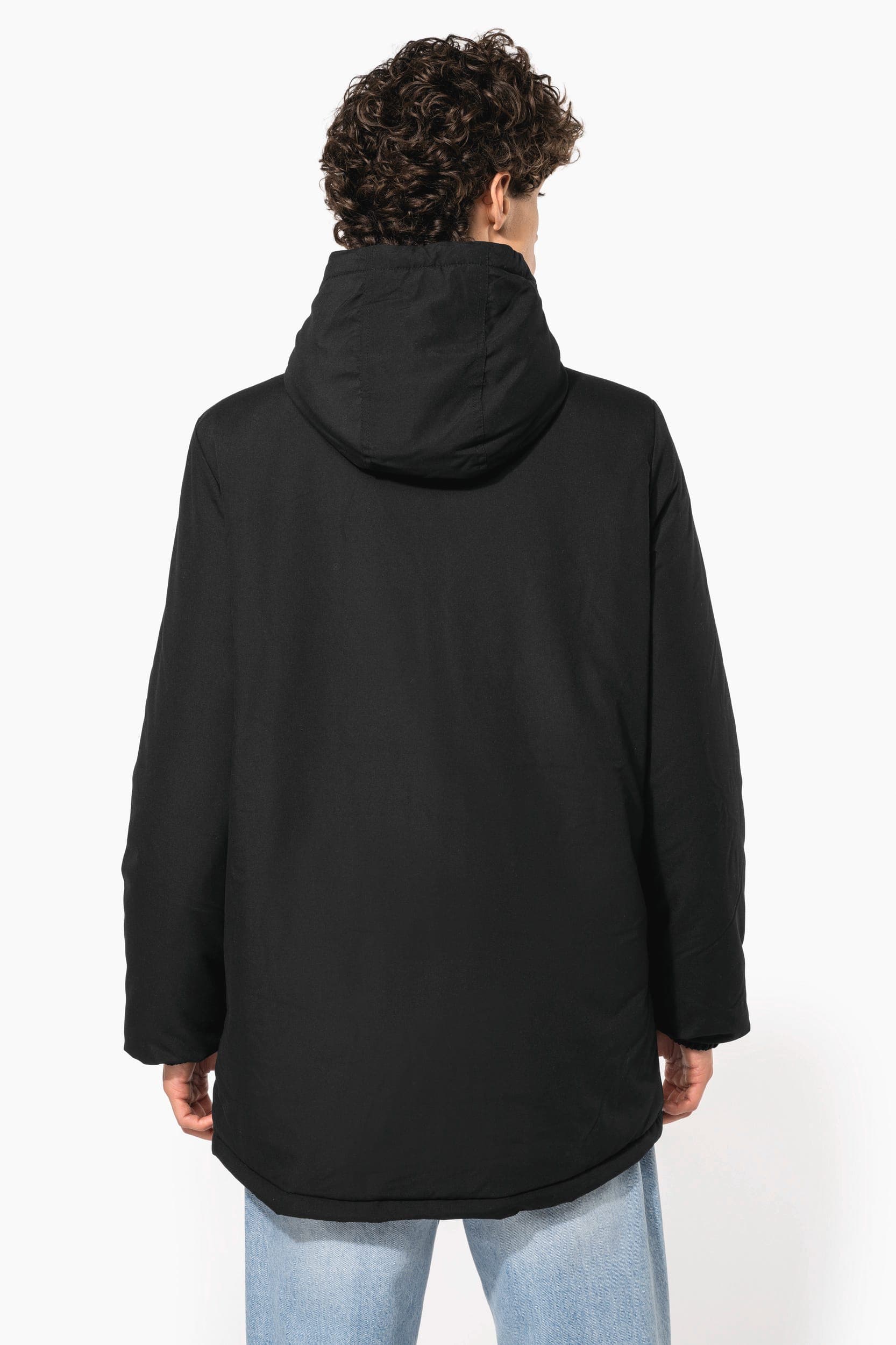 Parka à capuche recyclée unisexe en situation