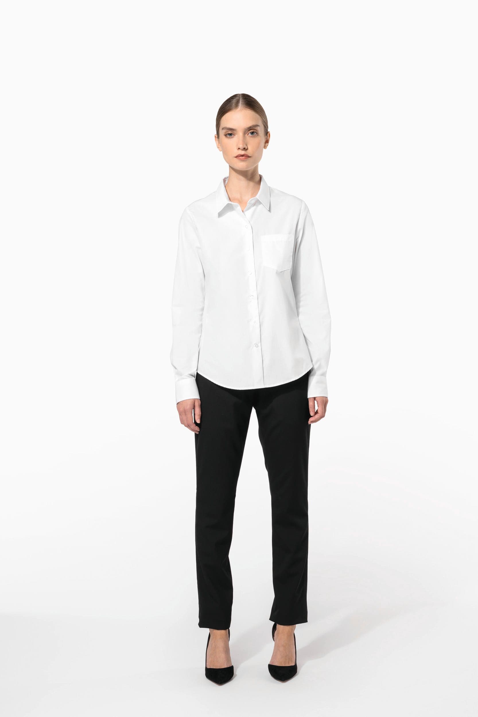 Chemise popeline manches longues femme en situation