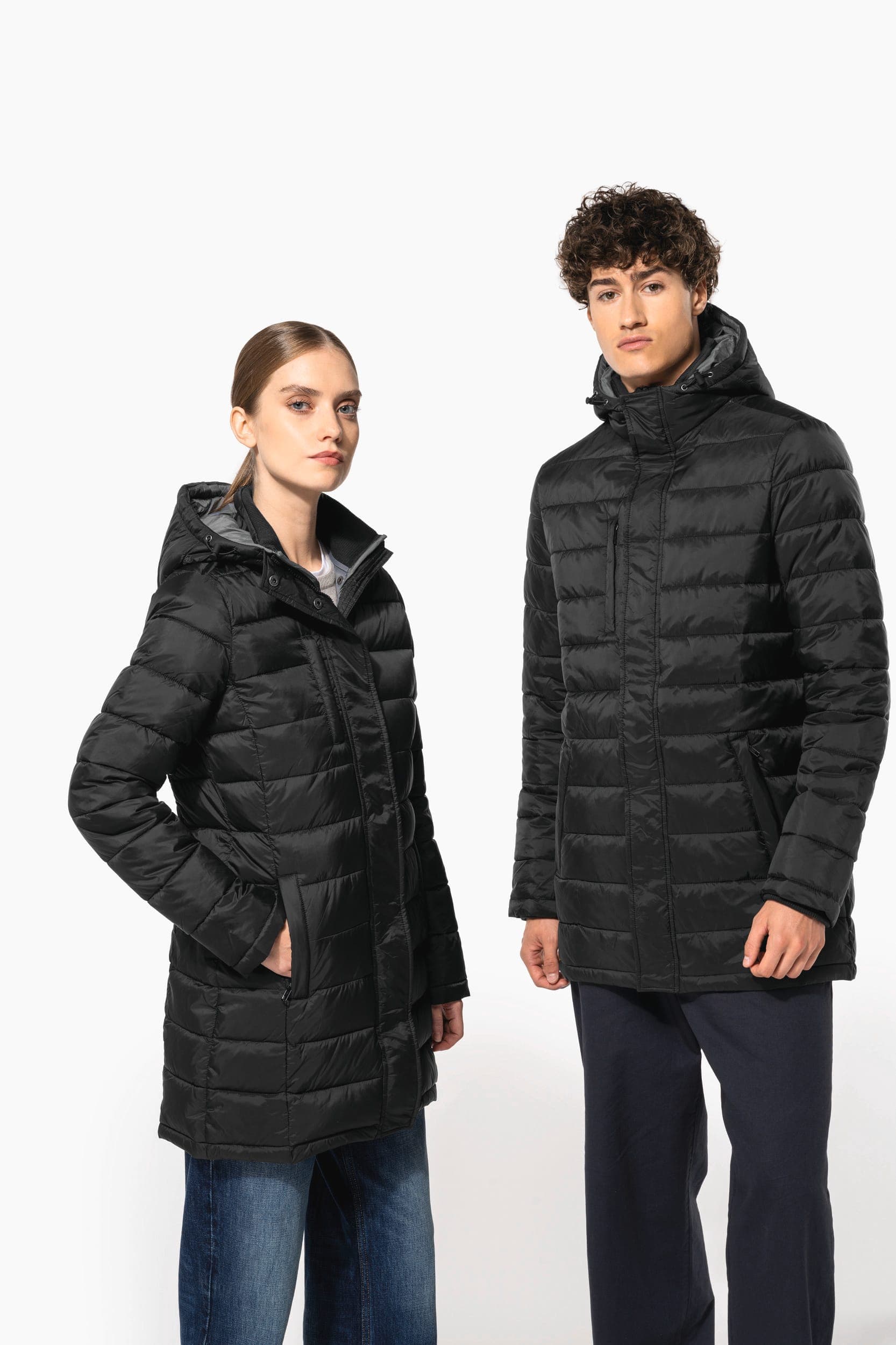 Parka doudoune légère à capuche femme en situation