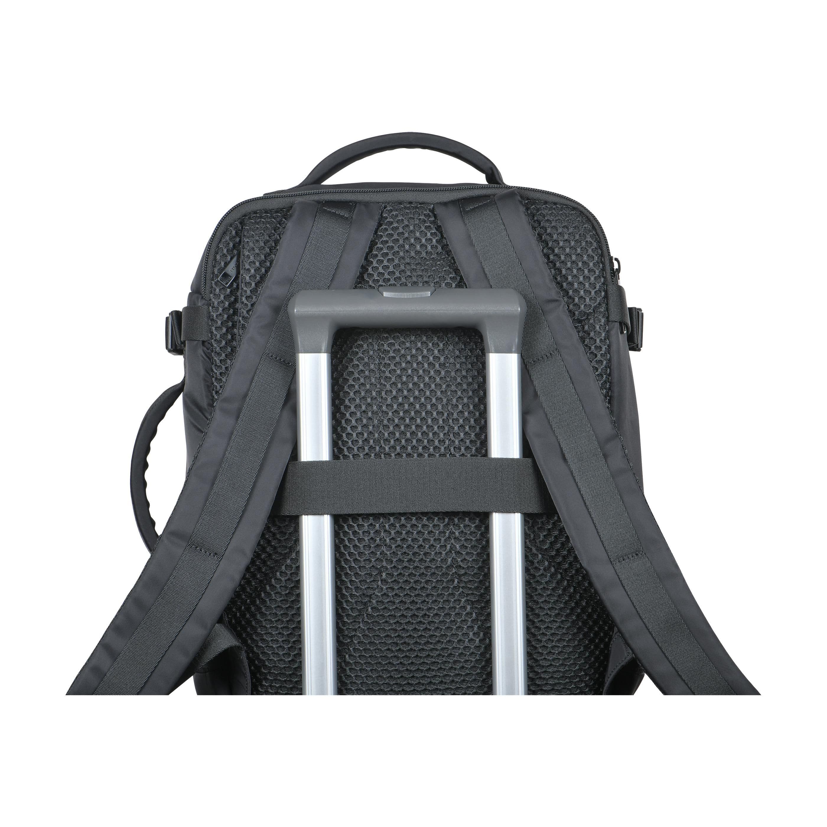 Bagage cabine Tucano Premium Travel 15,6 inch en situation