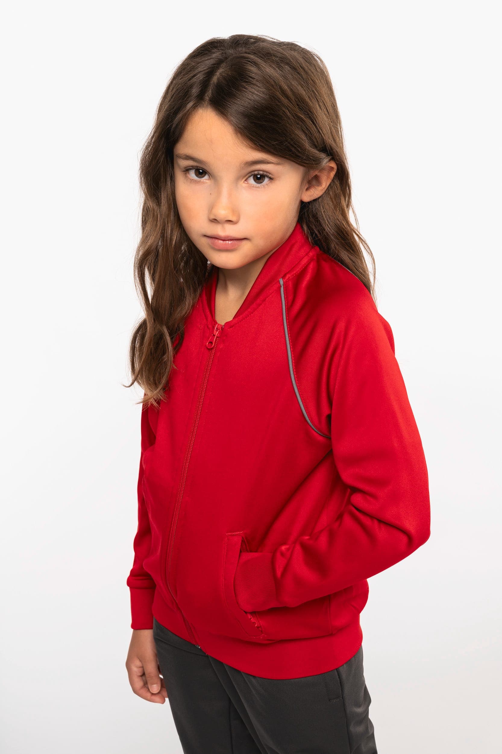 Veste de survêtement zippée avec liseré enfant en situation