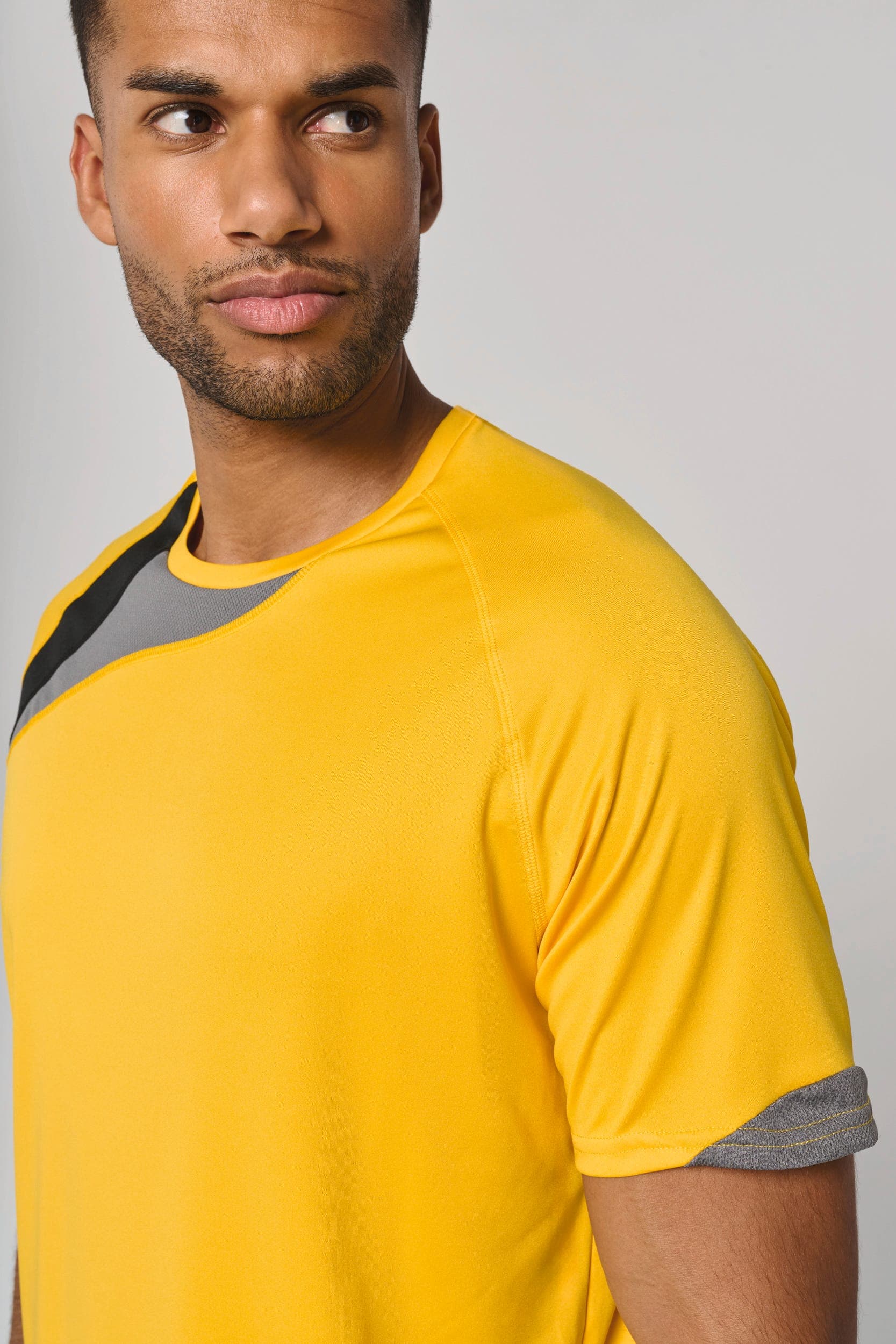 Maillot multisport manches courtes unisexe en situation