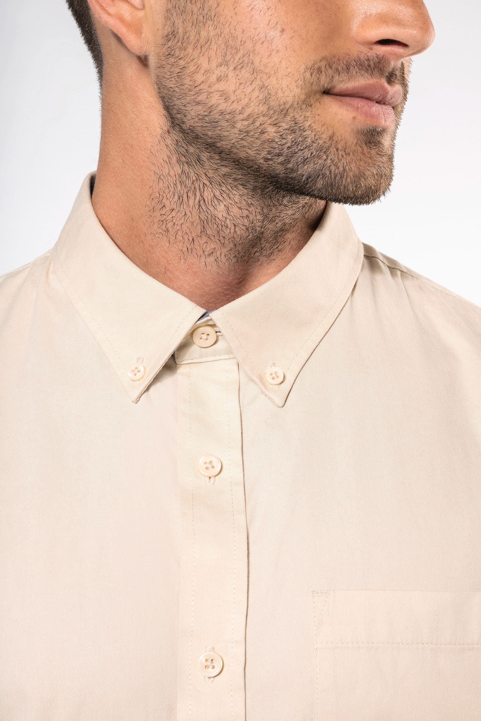 Chemise coton manches courtes Ariana III homme en situation