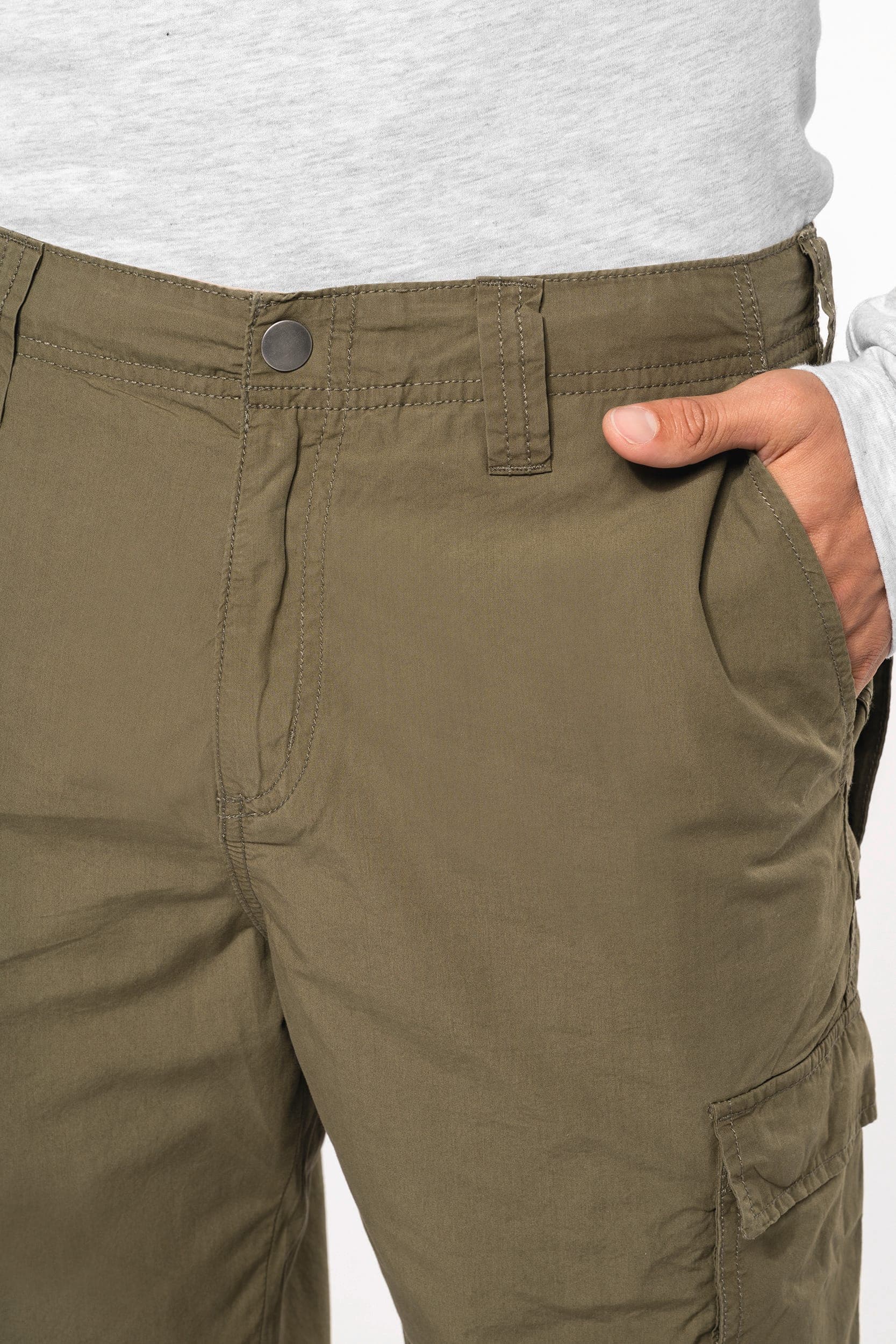 Pantalon léger multipoches homme en situation