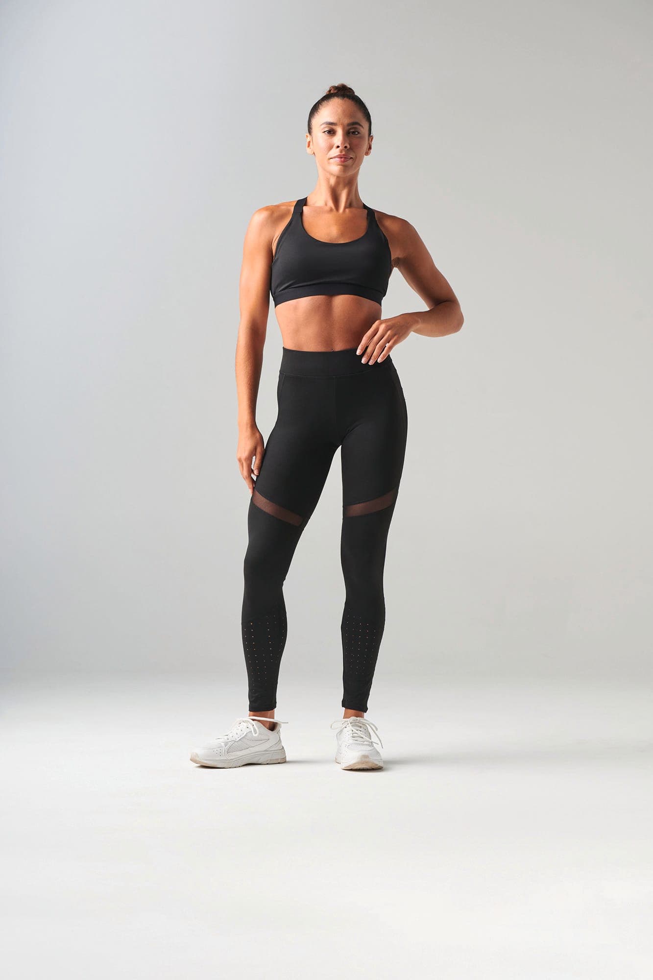 Legging avec empiècements en situation