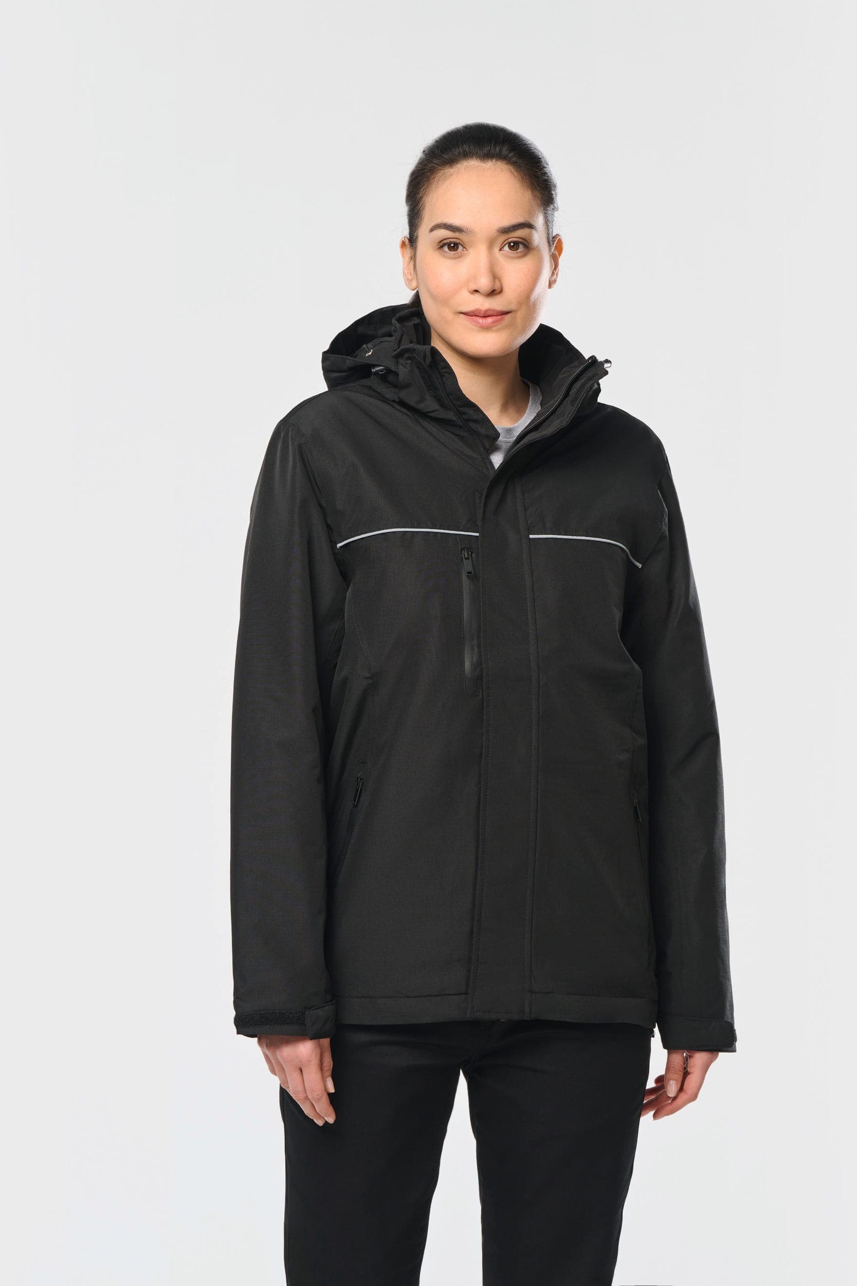 Parka performance à capuche unisexe en situation