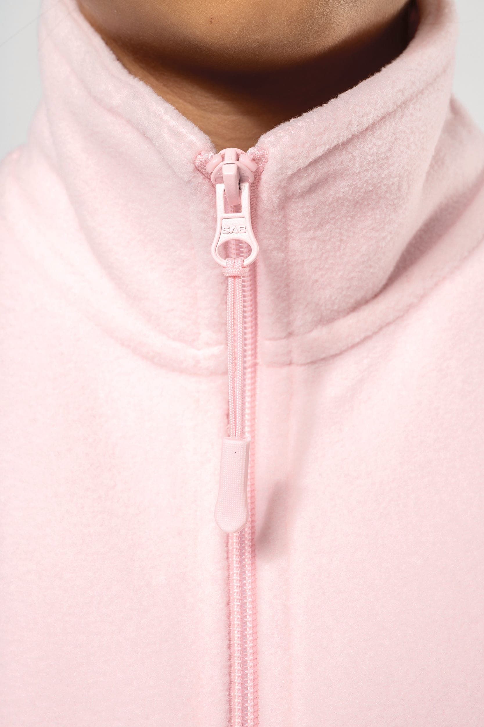 Veste micropolaire zippée enfant en situation