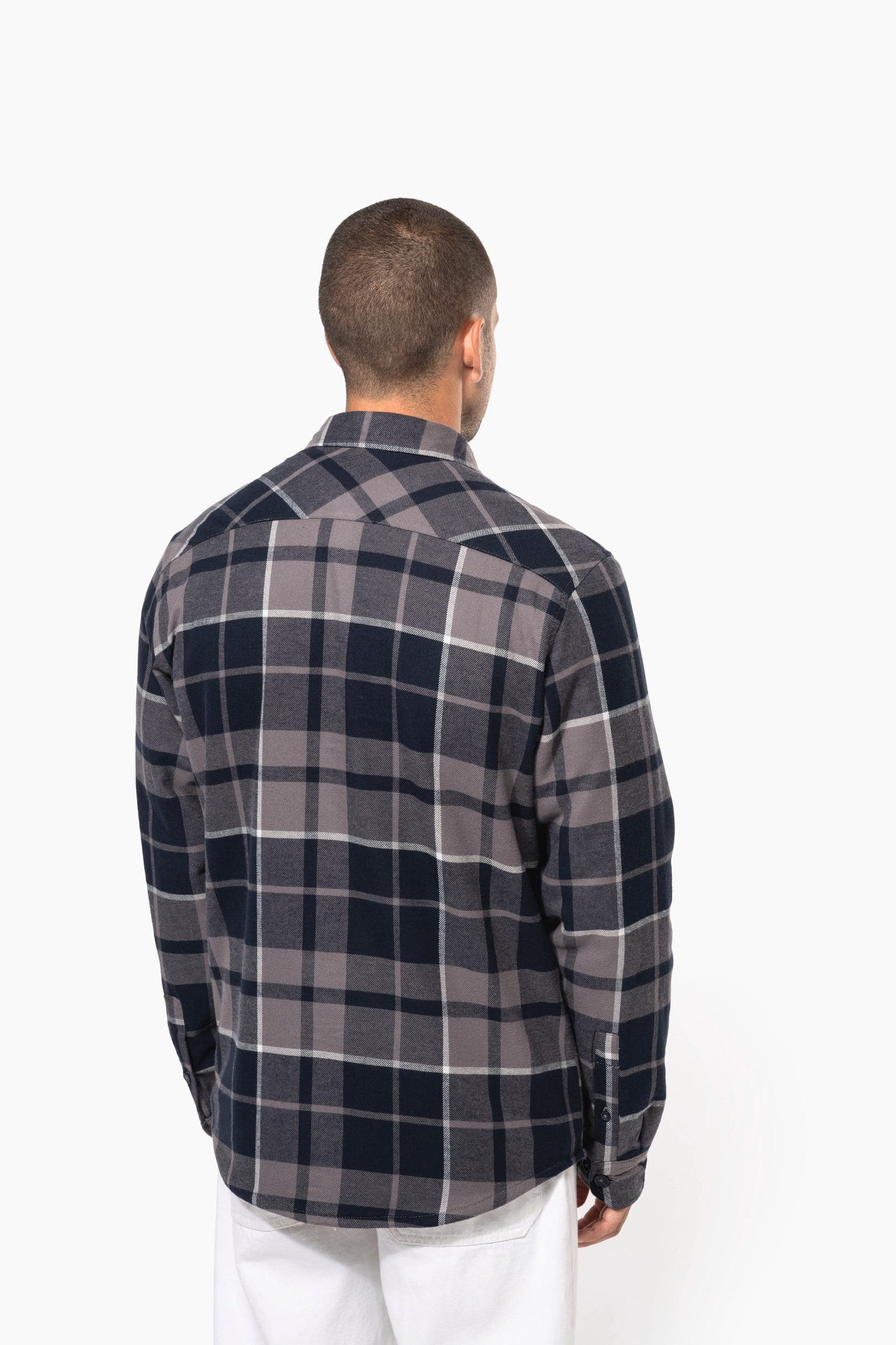 Surchemise à carreaux doublée sherpa homme en situation