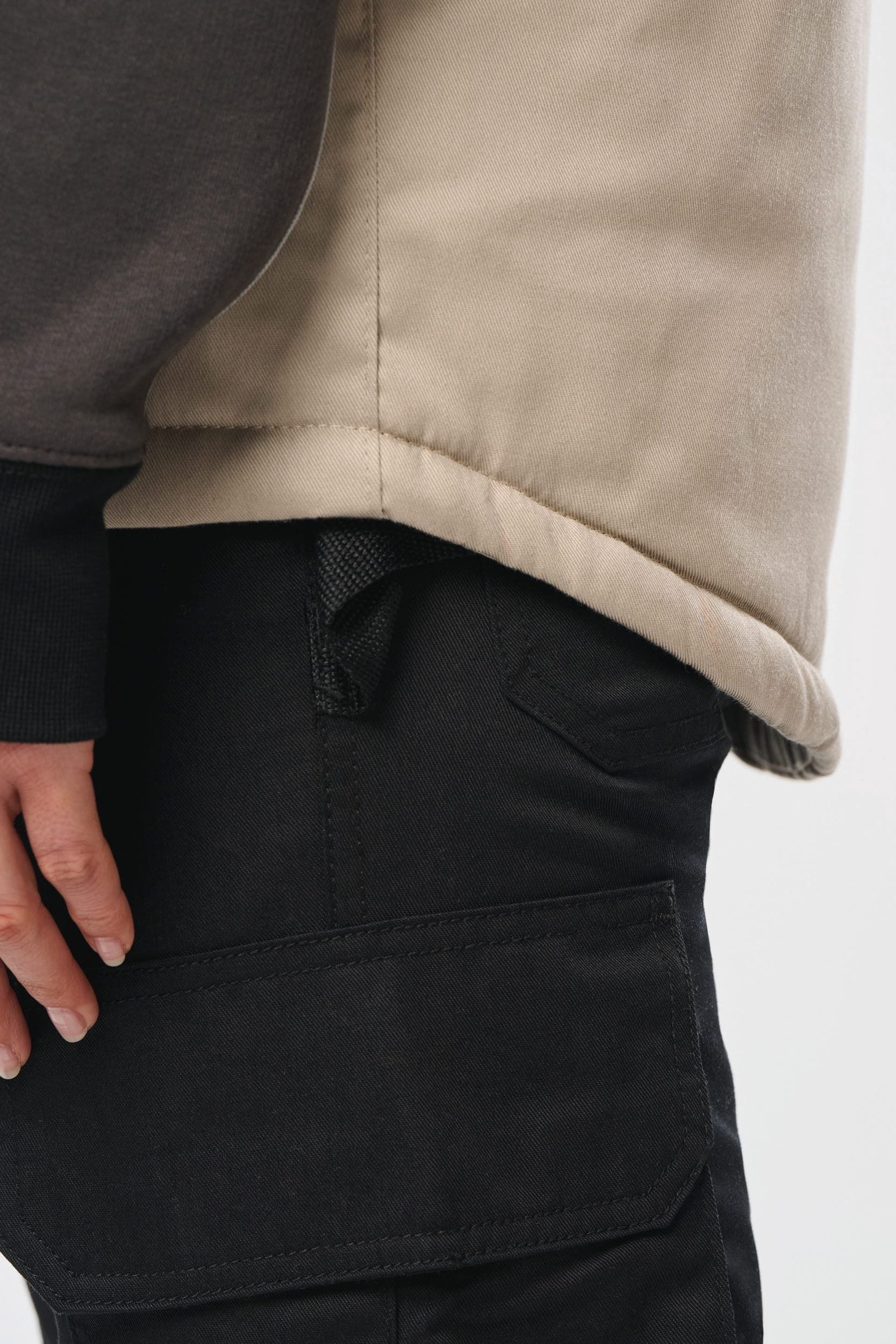 Gilet polycoton multipoches rembourré unisexe en situation