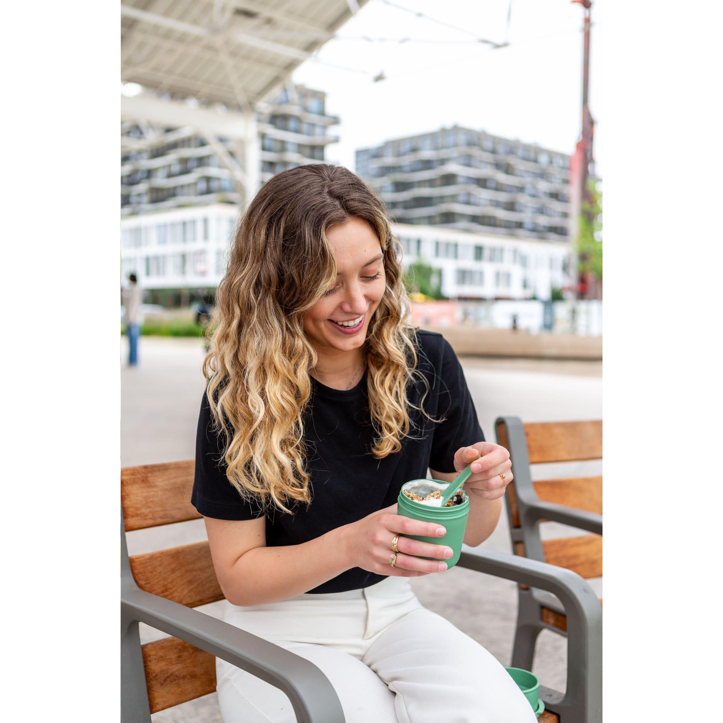 Bol alimentaire duo Amuse Tylla 600 ml en situation