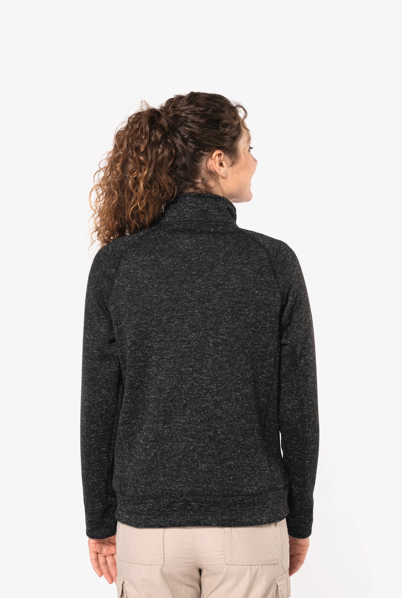 Veste zippée chinée femme en situation