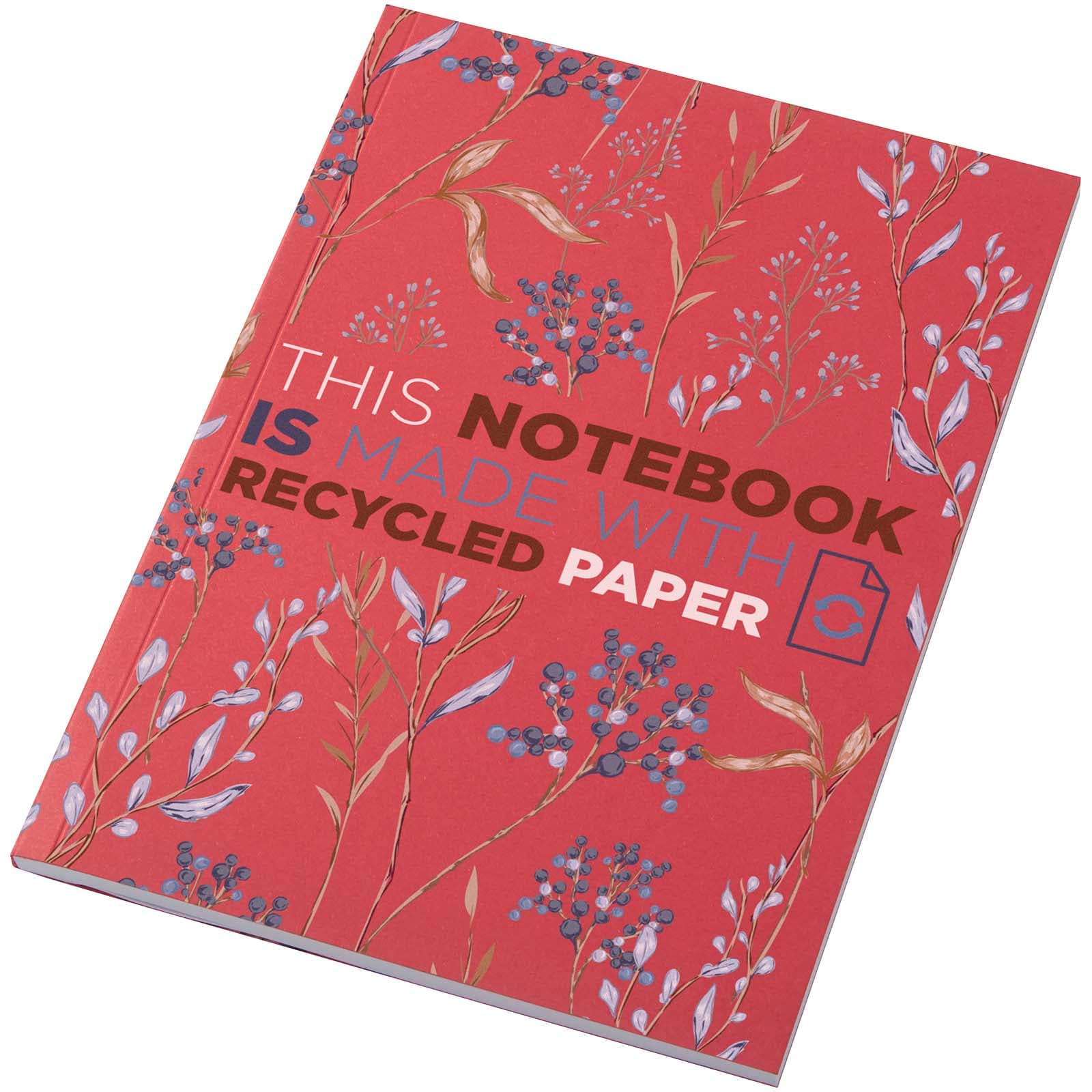 Cahier Novella Austen Colours recyclé A5 à couverture souple de 50 feuilles coloris Rouge