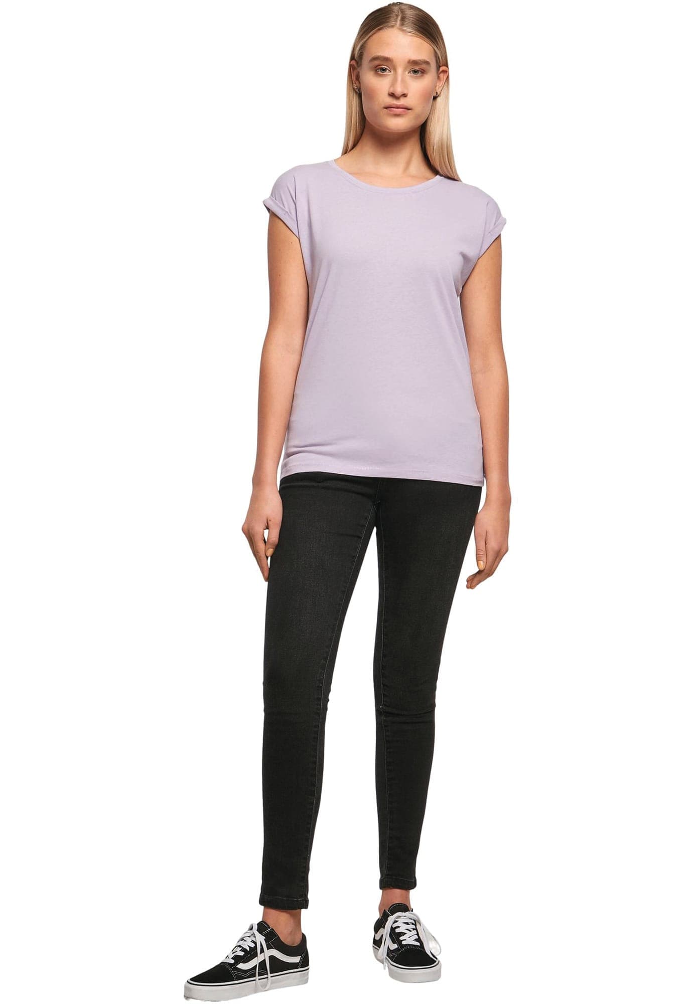 T-shirt manches à revers femme en situation