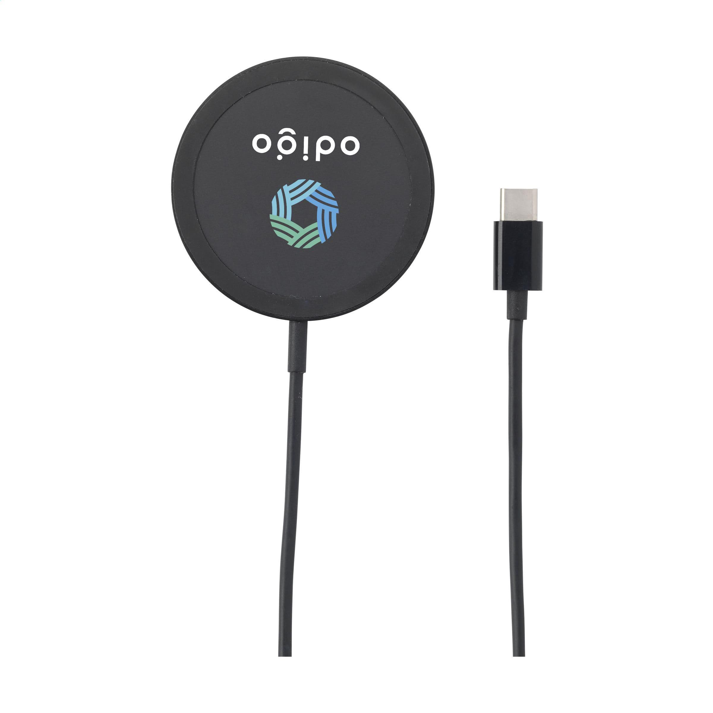 Chargeur sans fil Force MagSafe 10W RCS recyclé en situation