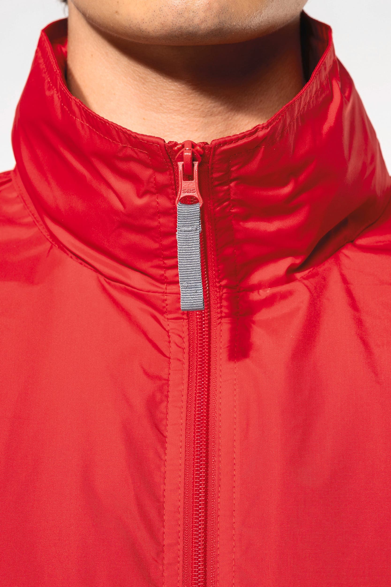 Coupe-vent doublé homme en situation