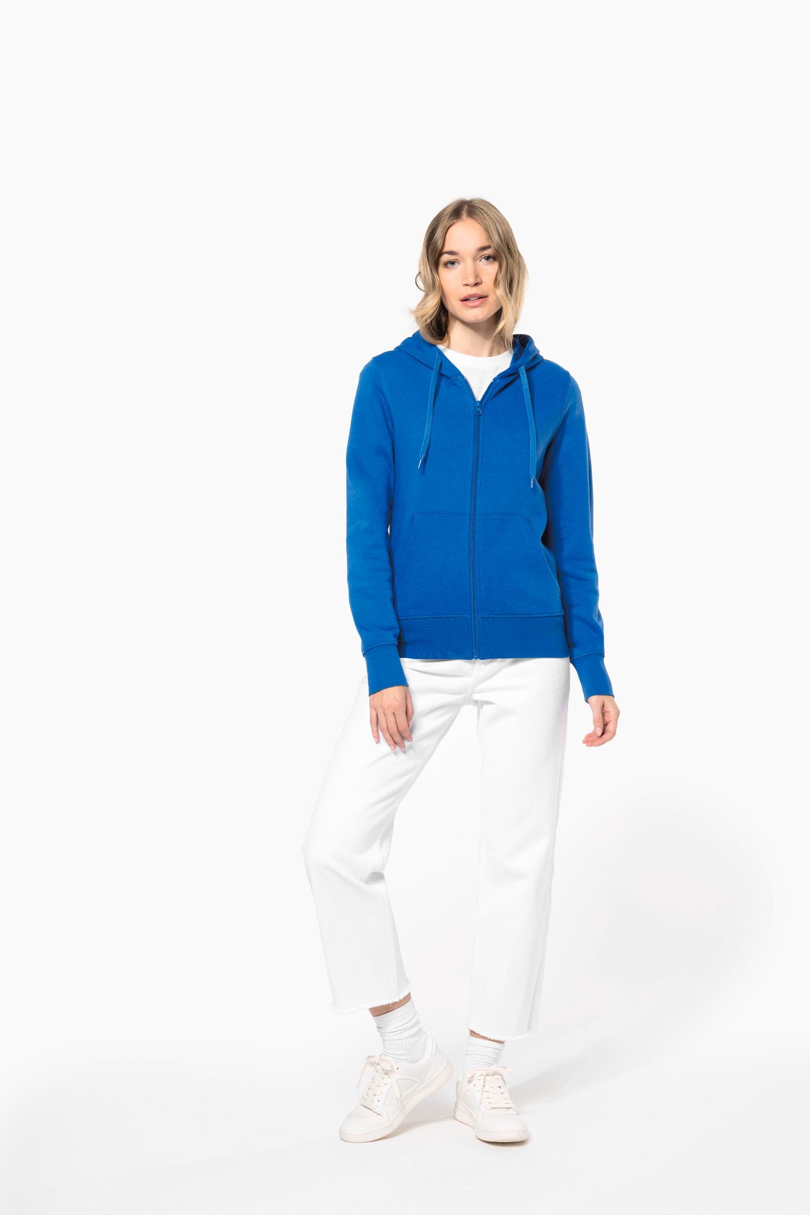 Sweat-shirt écoresponsable zippé à capuche femme en situation