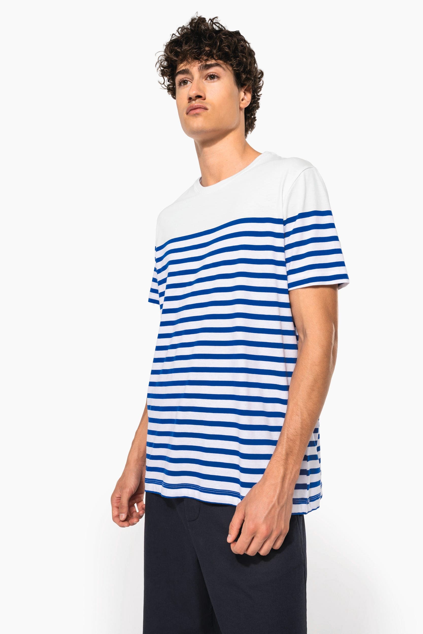 T-shirt marin col rond Bio homme en situation