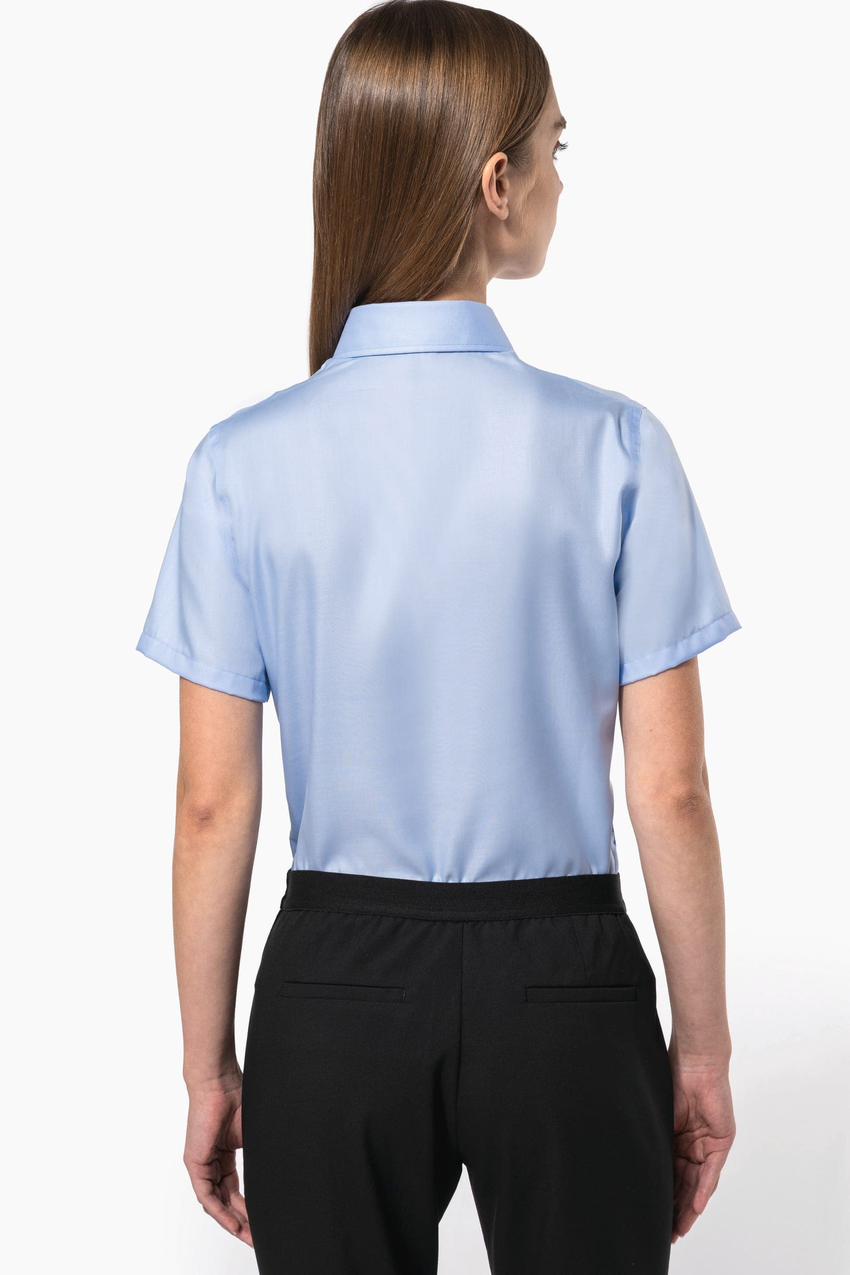 Chemise manches courtes sans repassage femme en situation