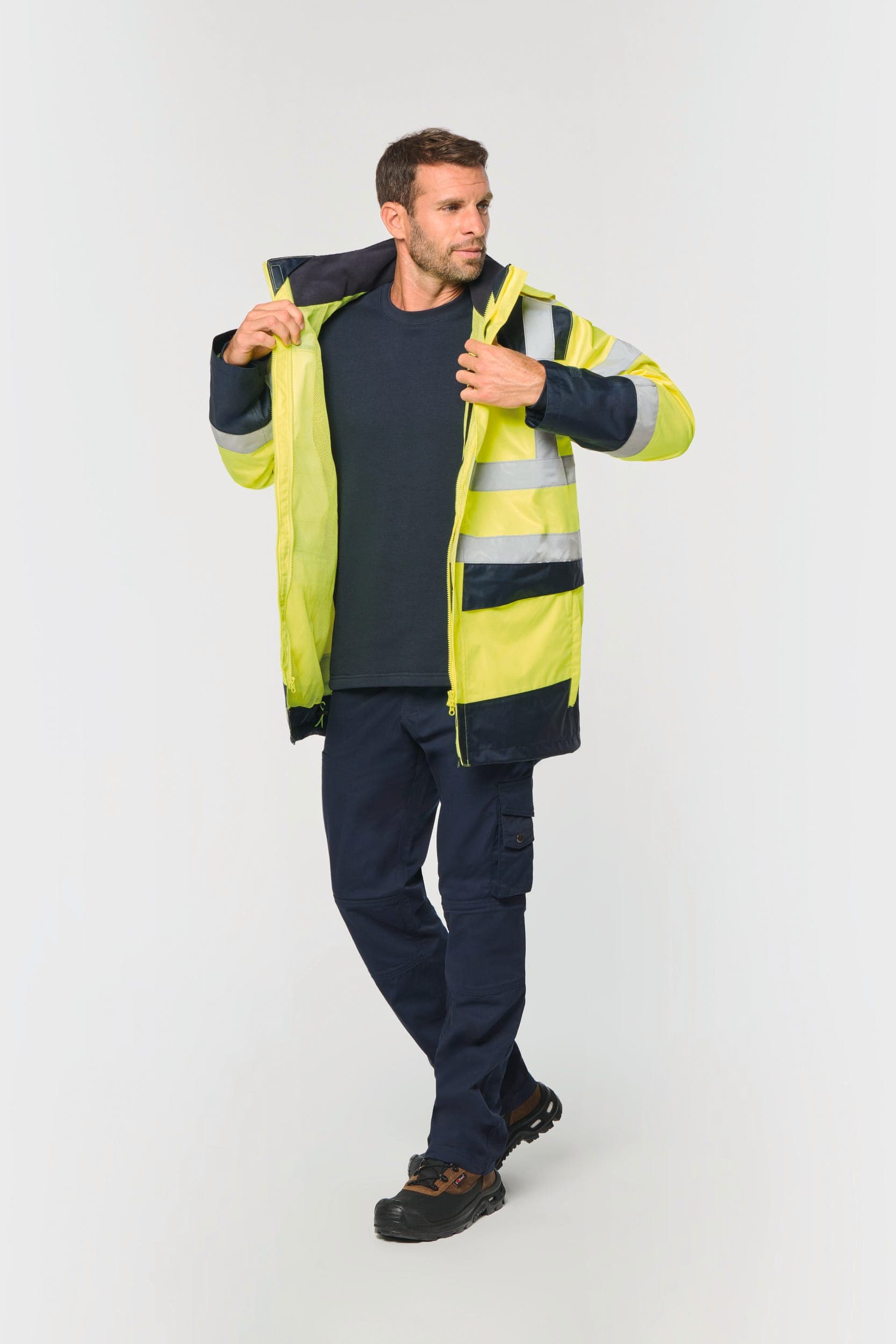Parka de sécurité recyclée 4 en 1 unisexe en situation