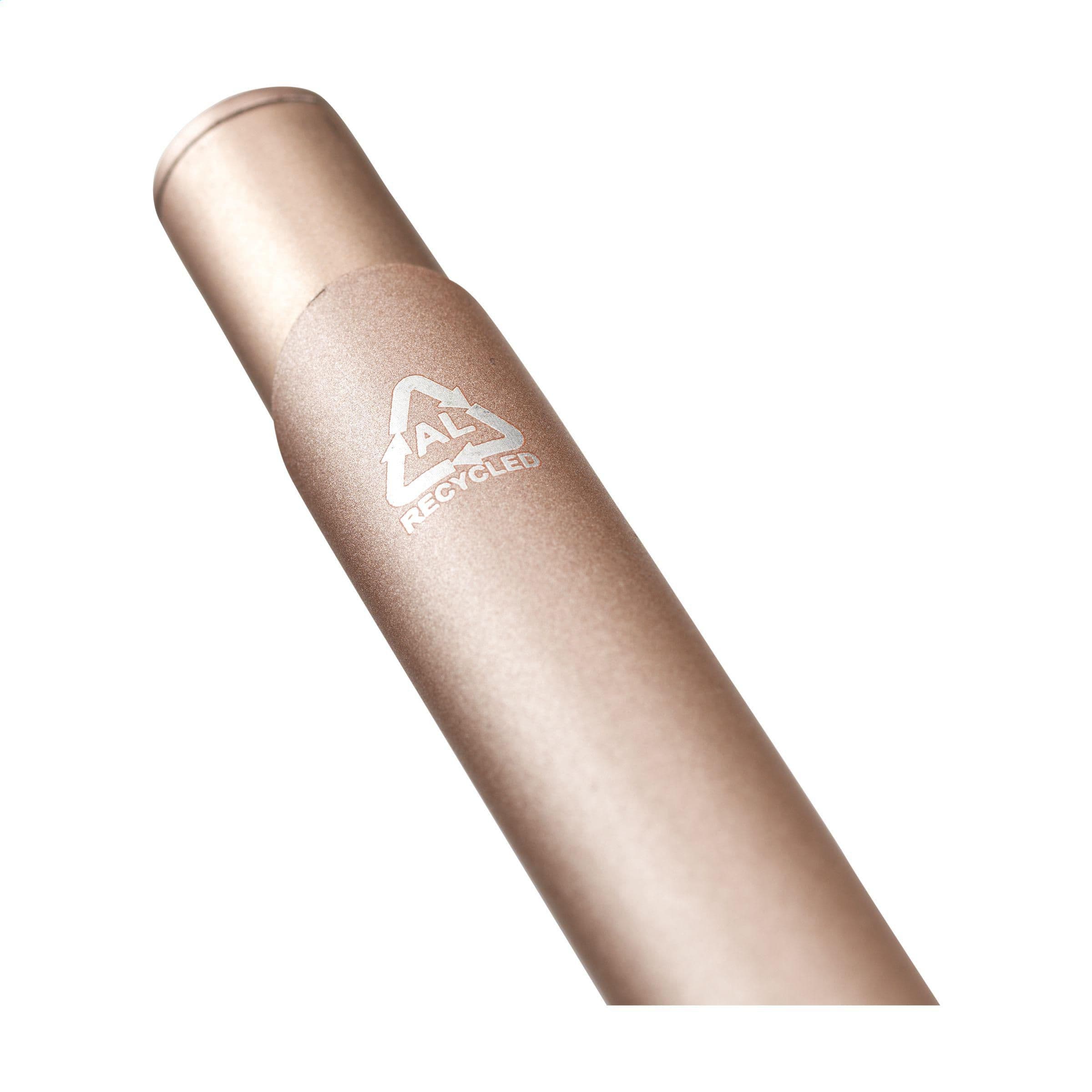 Stylo Ebony Mono Matt RCS aluminium recyclé en situation