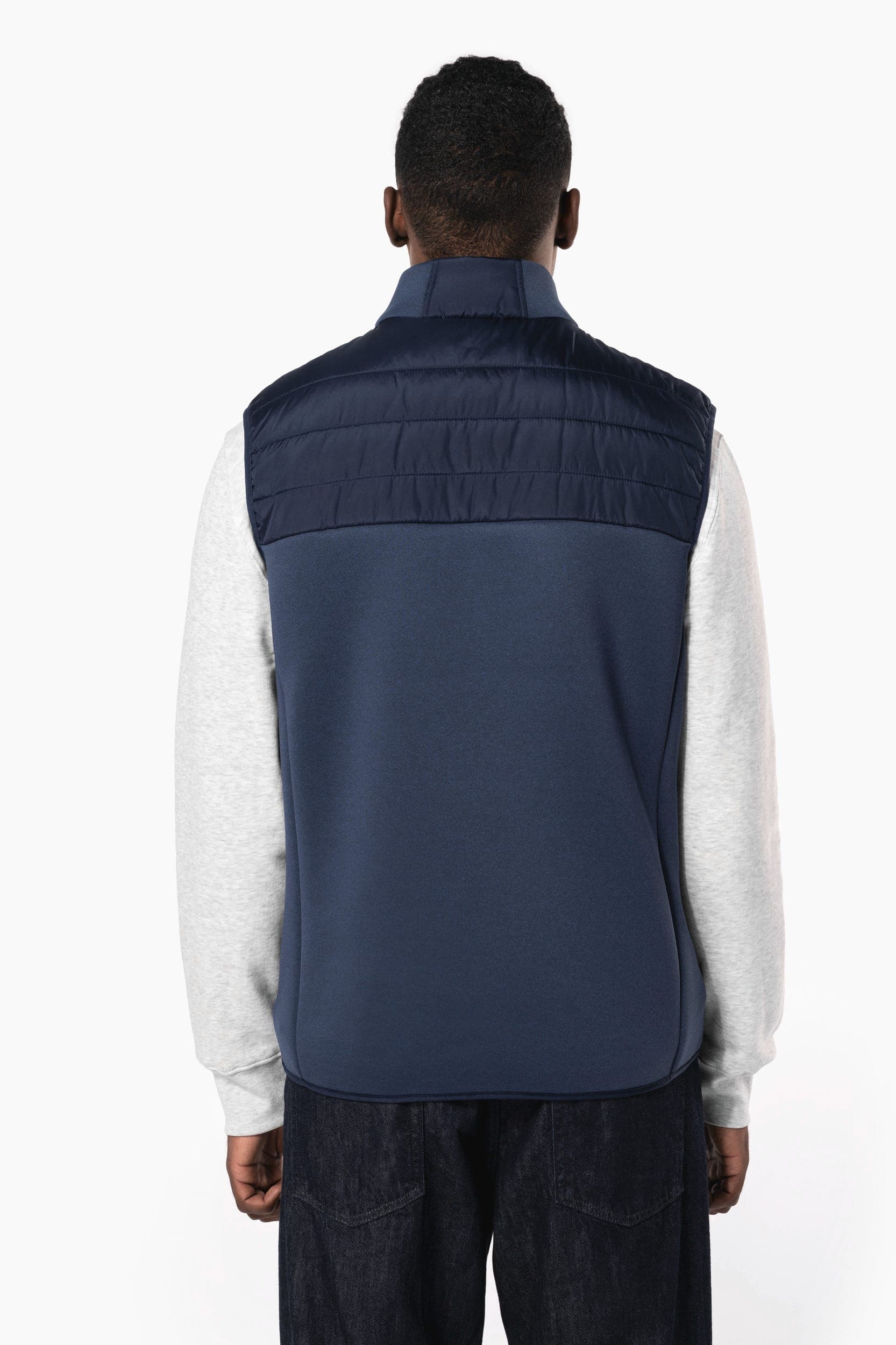 Bodywarmer bi-matière homme en situation