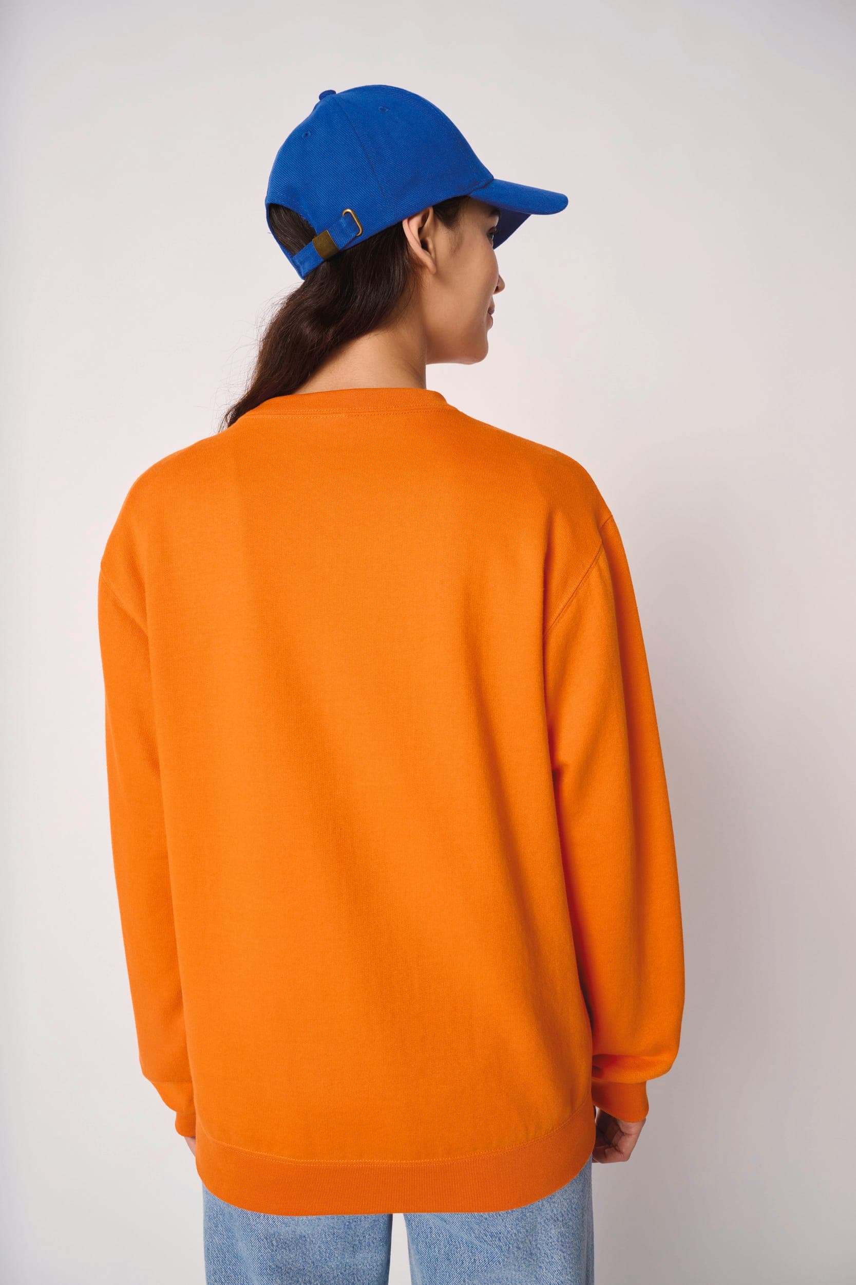 Sweat-shirt col rond unisexe en situation