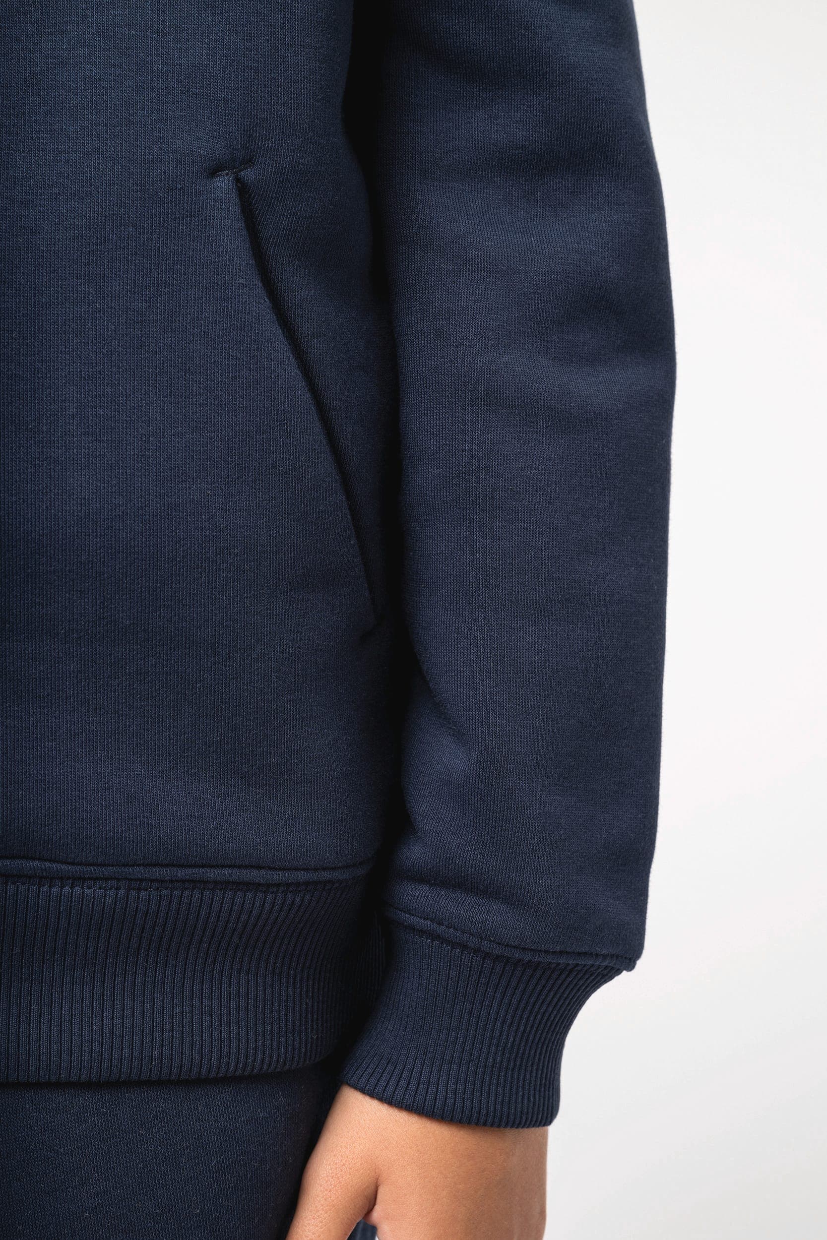 Sweat-shirt écoresponsable à capuche oversize enfant en situation