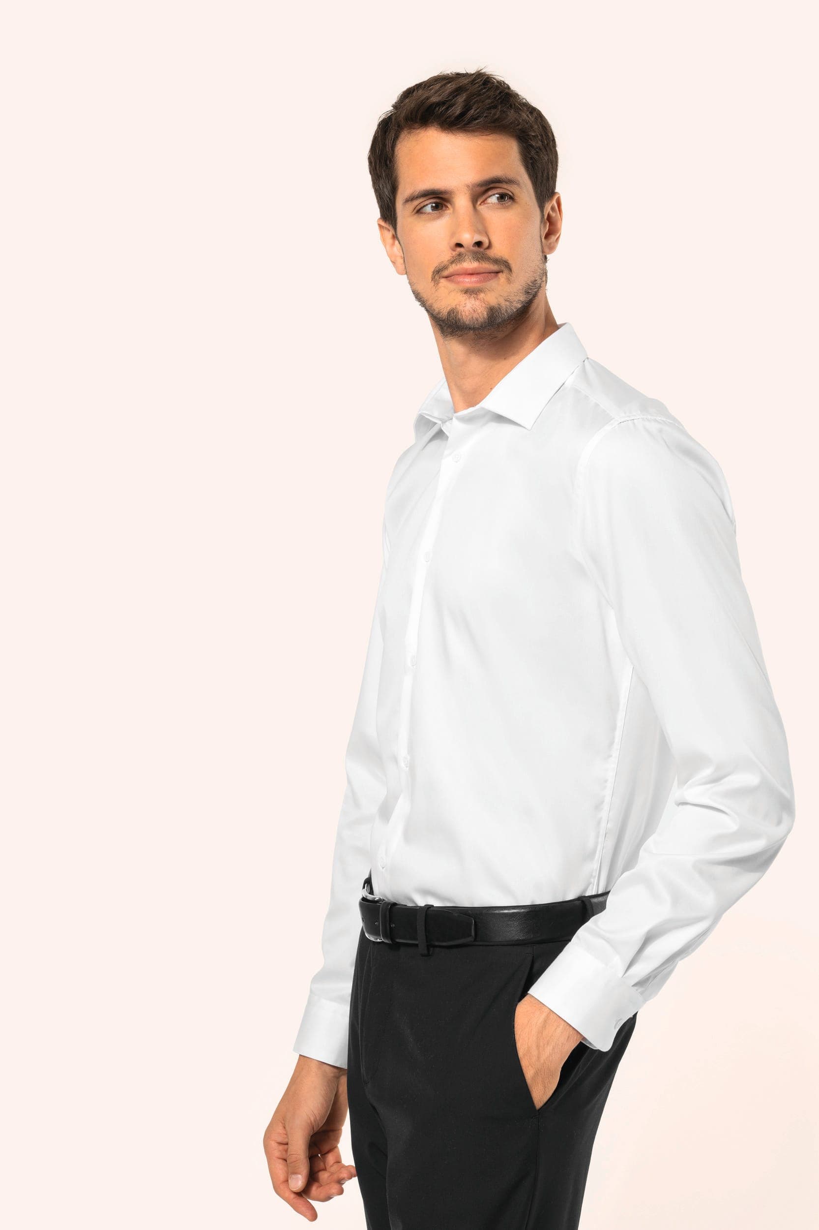 Chemise twill manches longues homme en situation