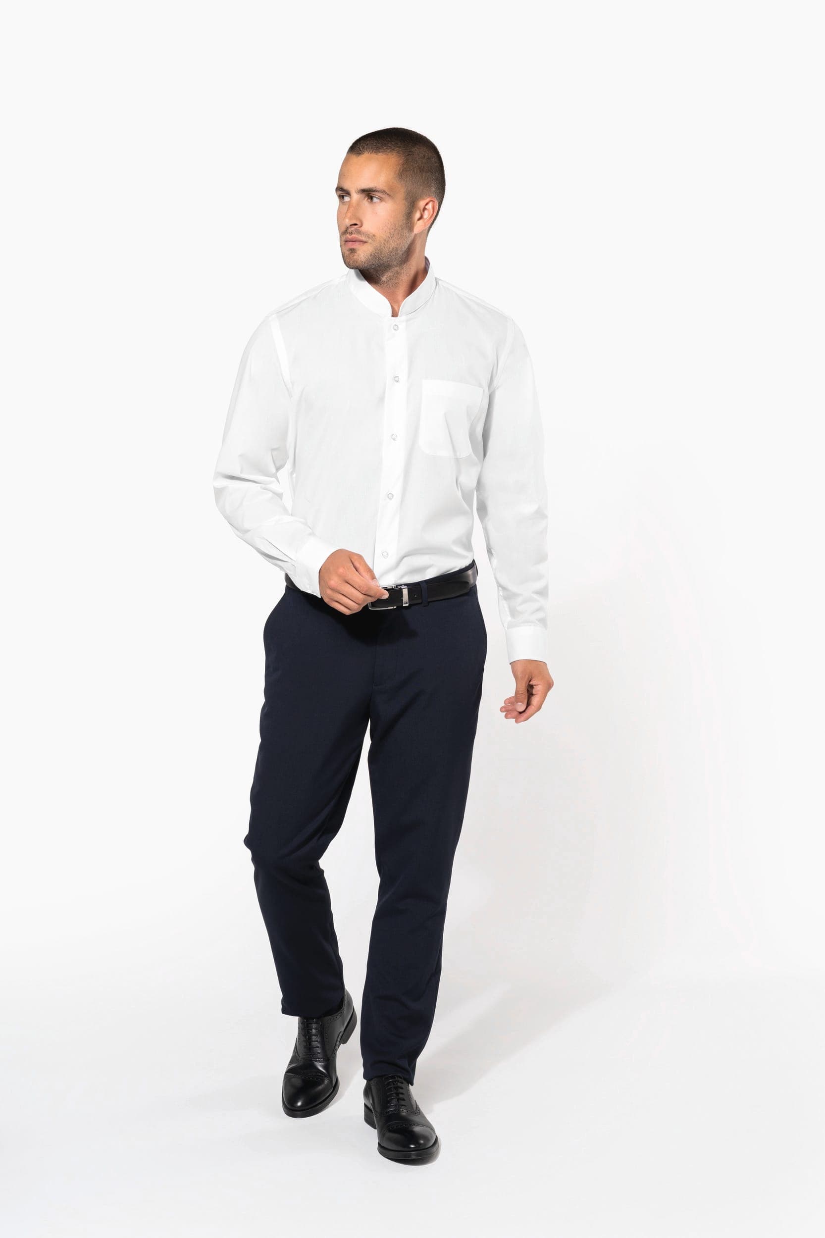 Chemise col mao manches longues en situation