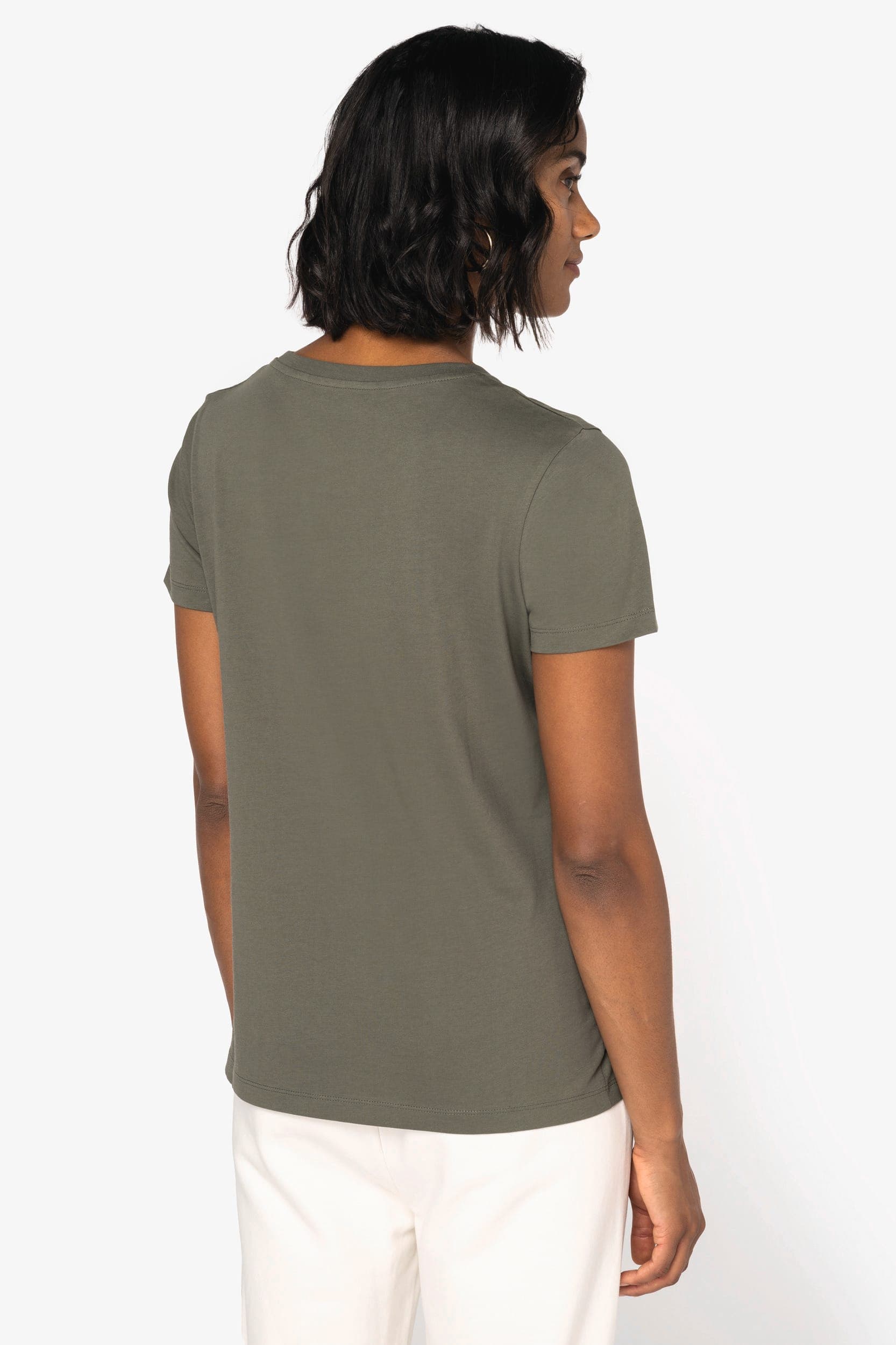 T-shirt écoresponsable femme en situation