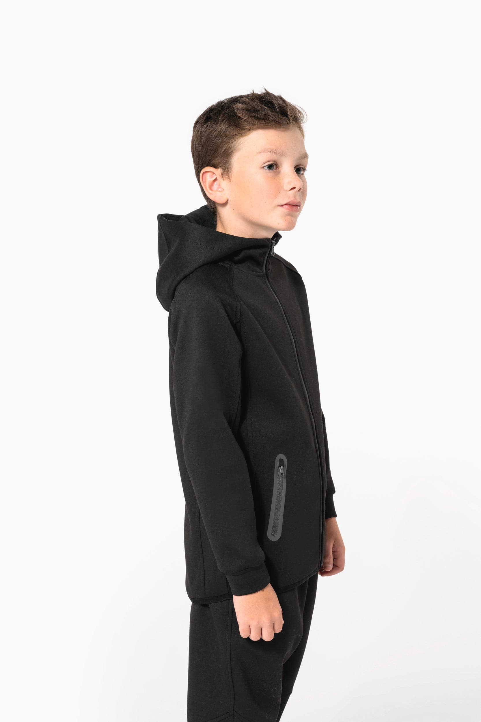 Veste à capuche performance enfant en situation