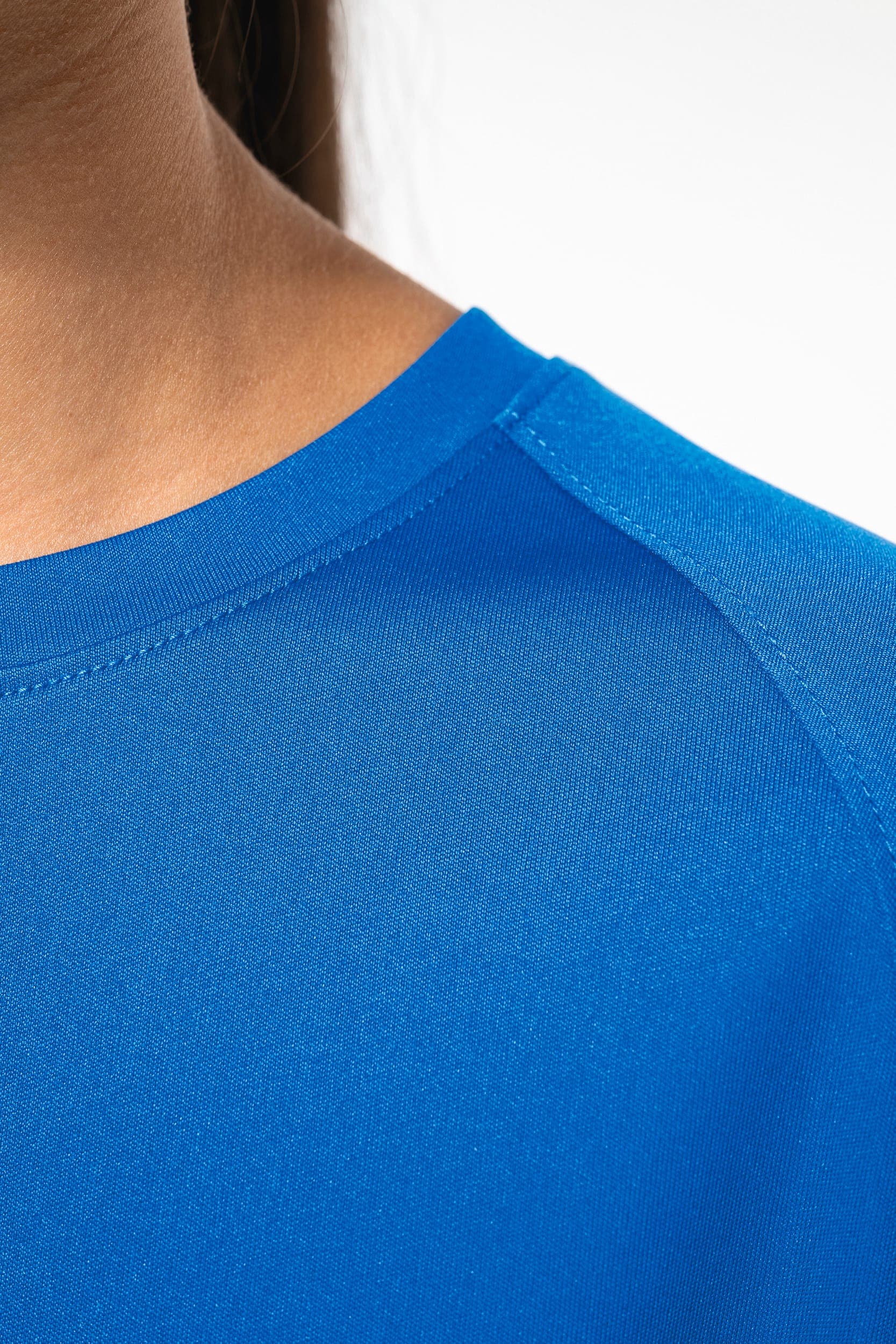Maillot multisport en polyester enfant en situation
