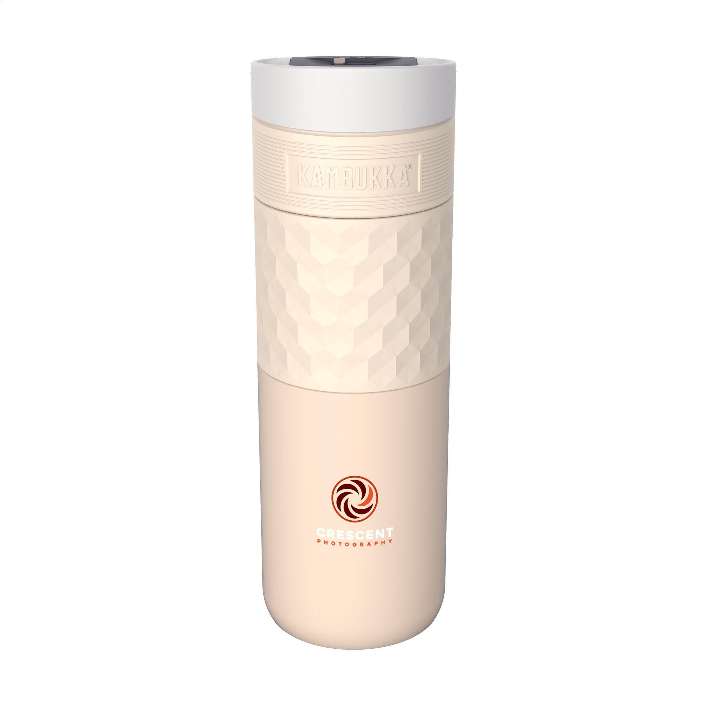 Gobelet thermos Kambukka® Etna Grip 500 ml en situation