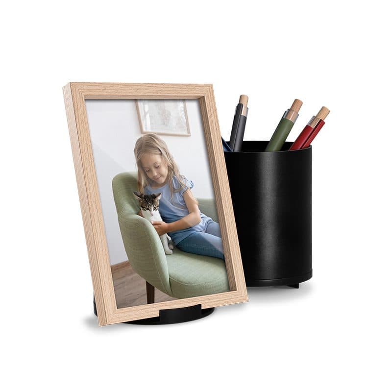 CHARGEUR PAR INDUCTION 10W AVEC FONCTION HUB ET POT A CRAYONS EN rAlu en situation
