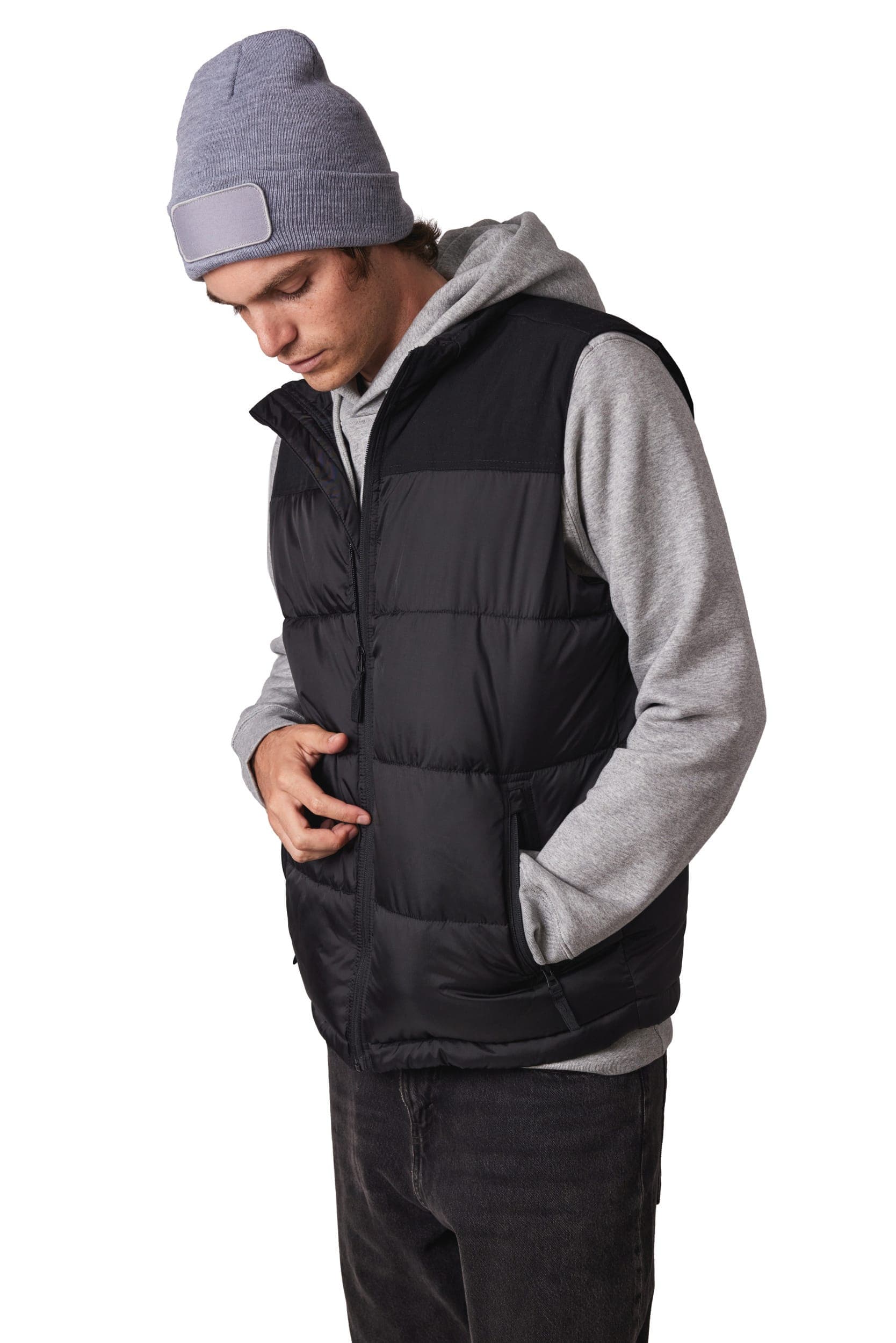 Bonnet avec patch en situation