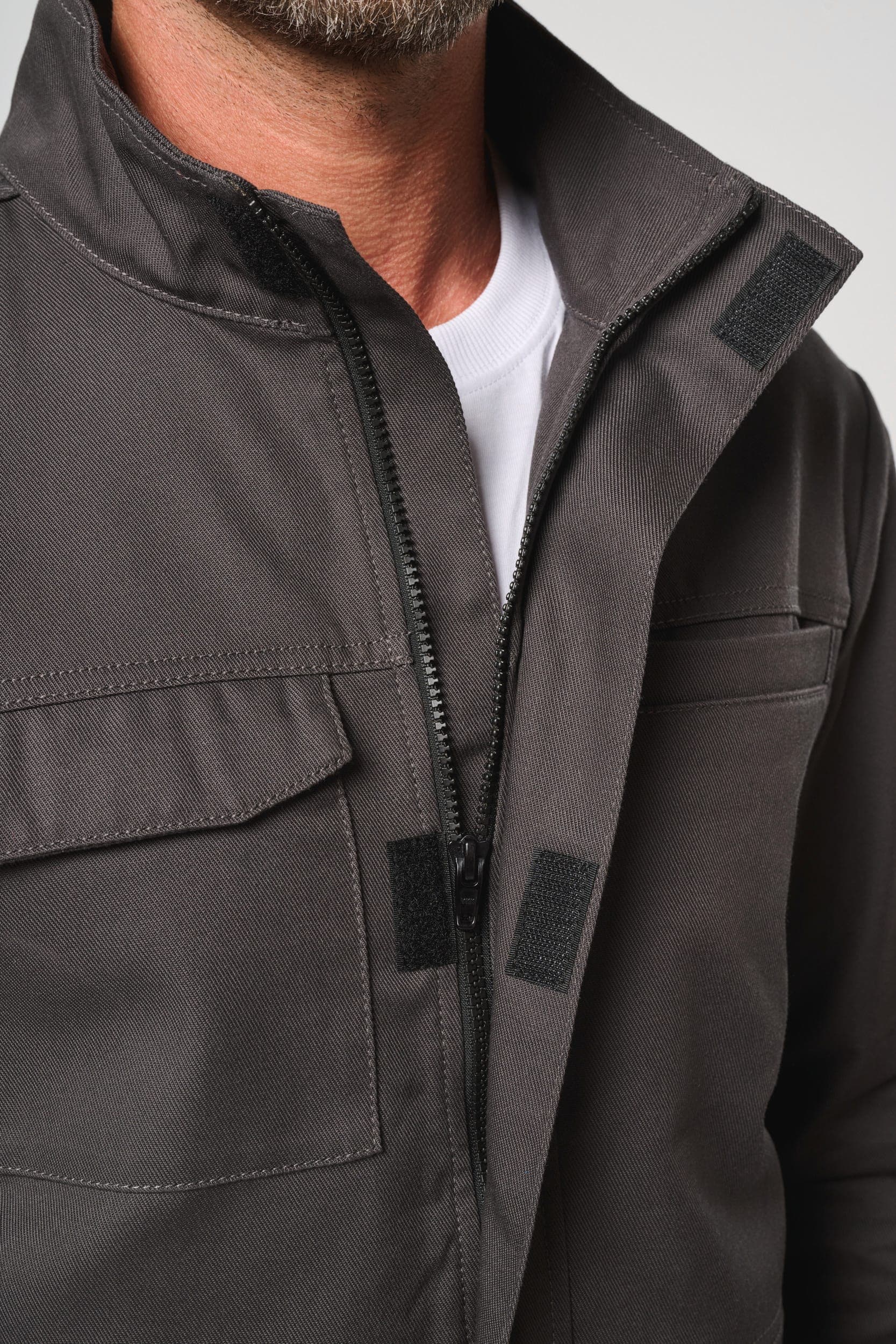 Veste de travail sans métal unisexe en situation