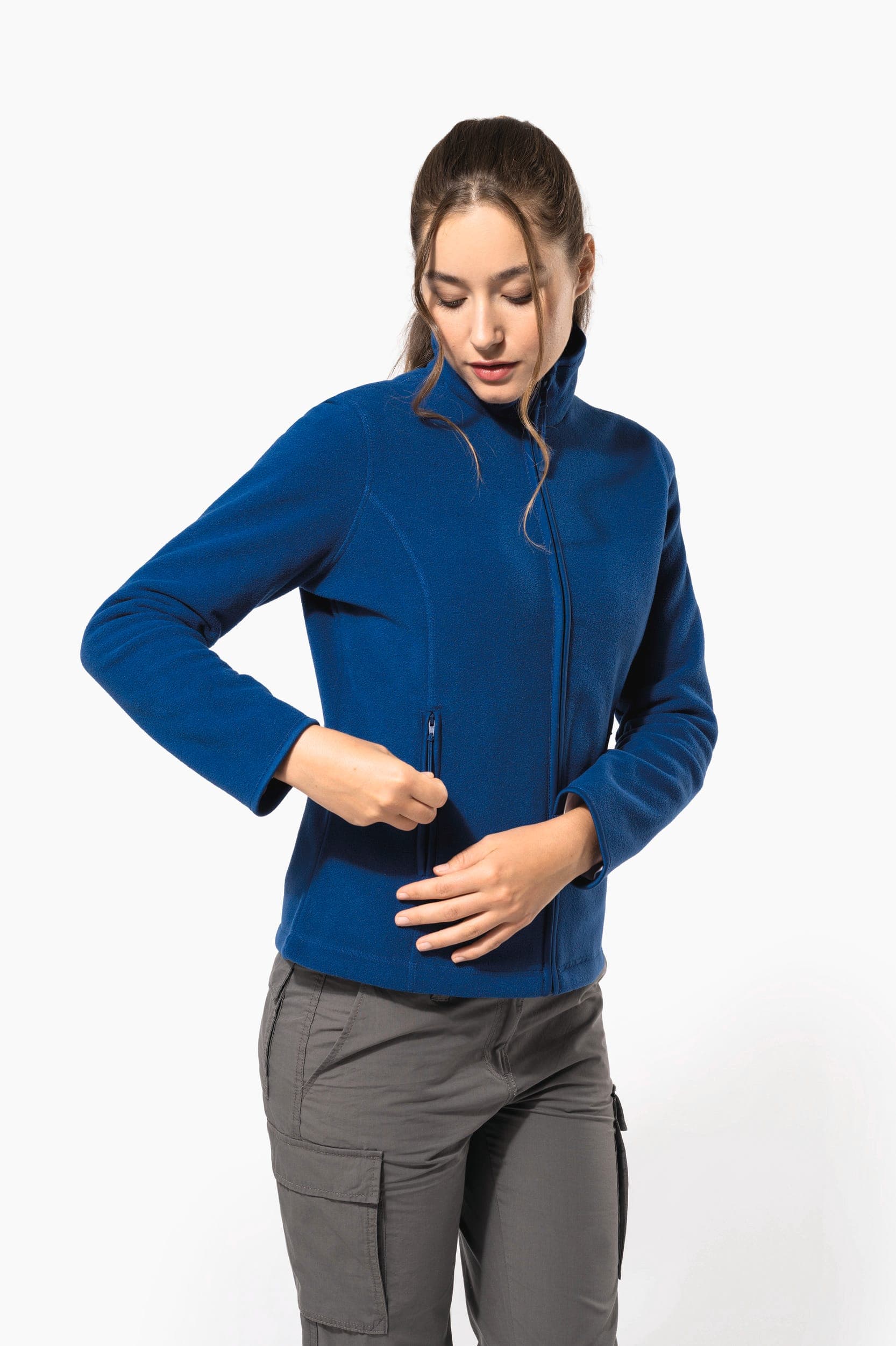 Veste micropolaire zippée femme en situation