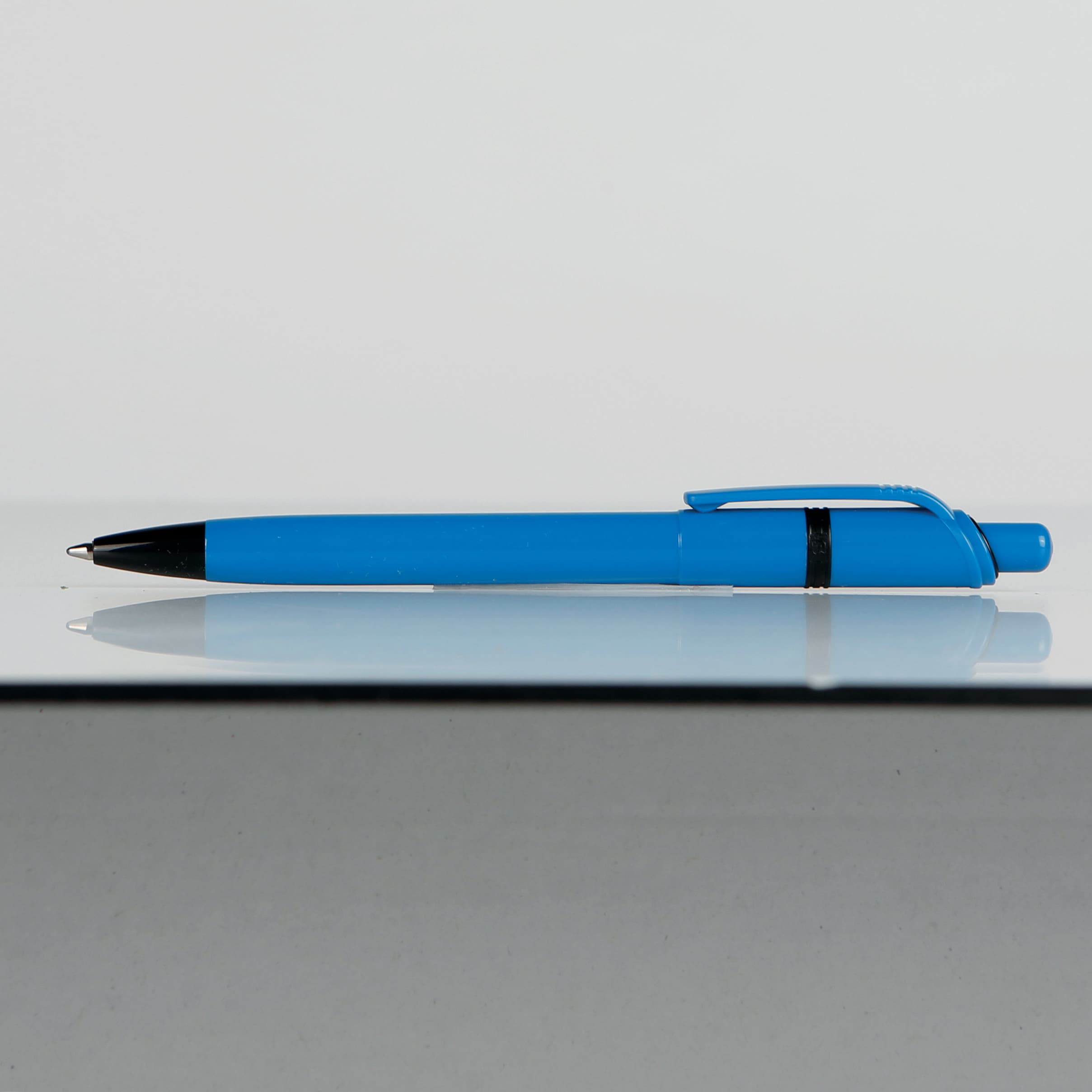 Stylo bille Stilolinea Ducal Extra en situation