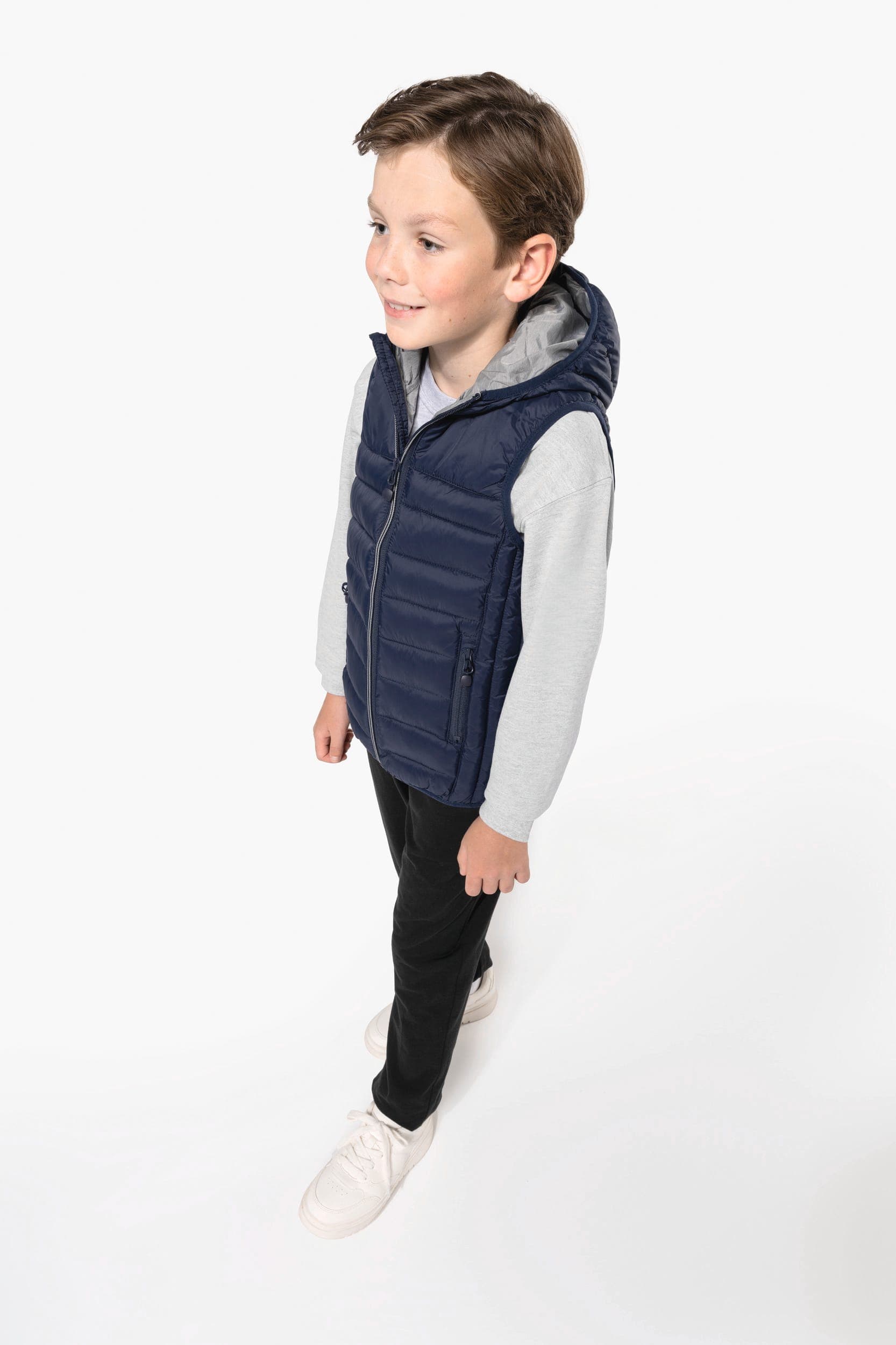 Bodywarmer à capuche enfant en situation