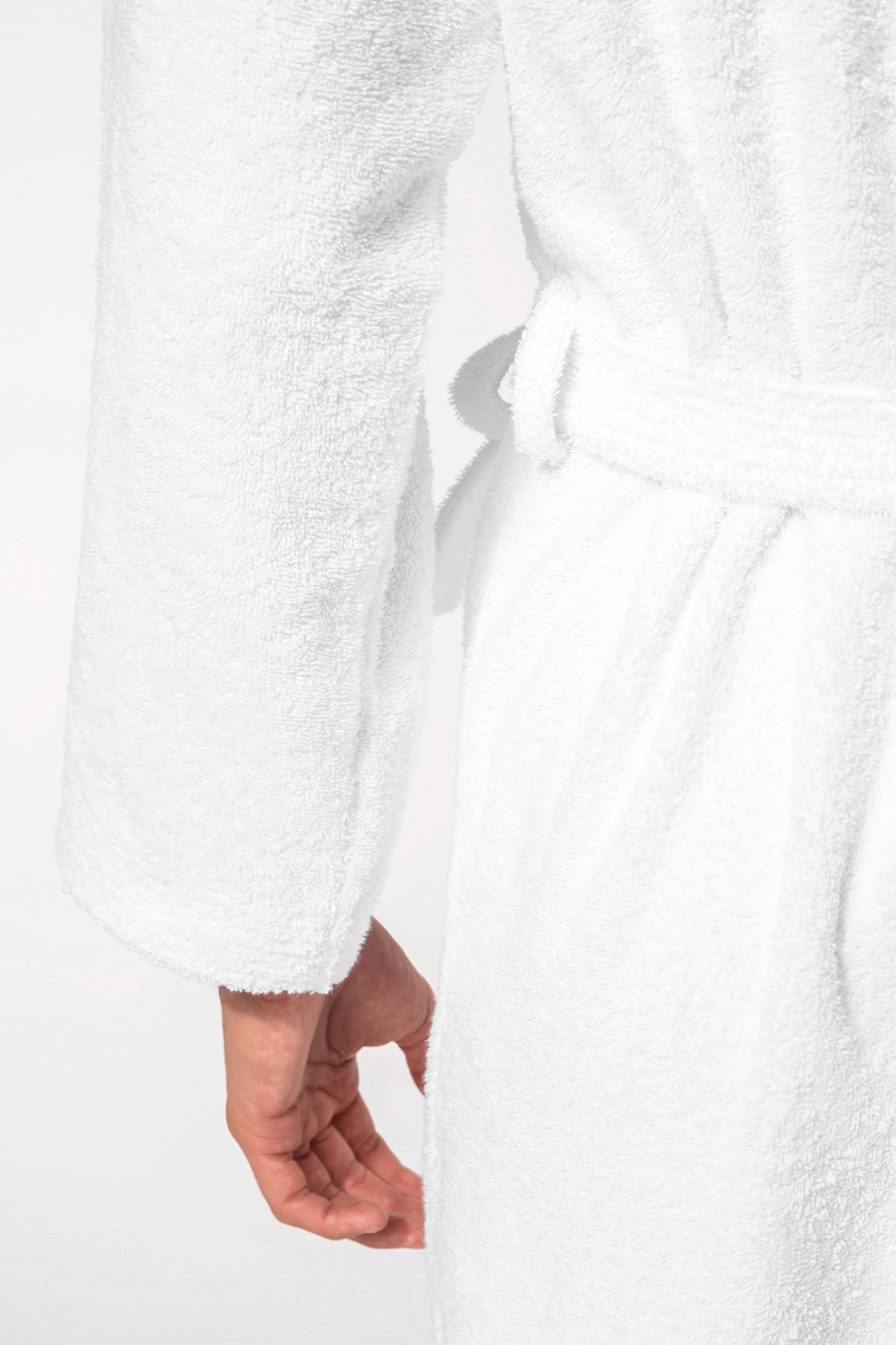 Peignoir col kimono en situation