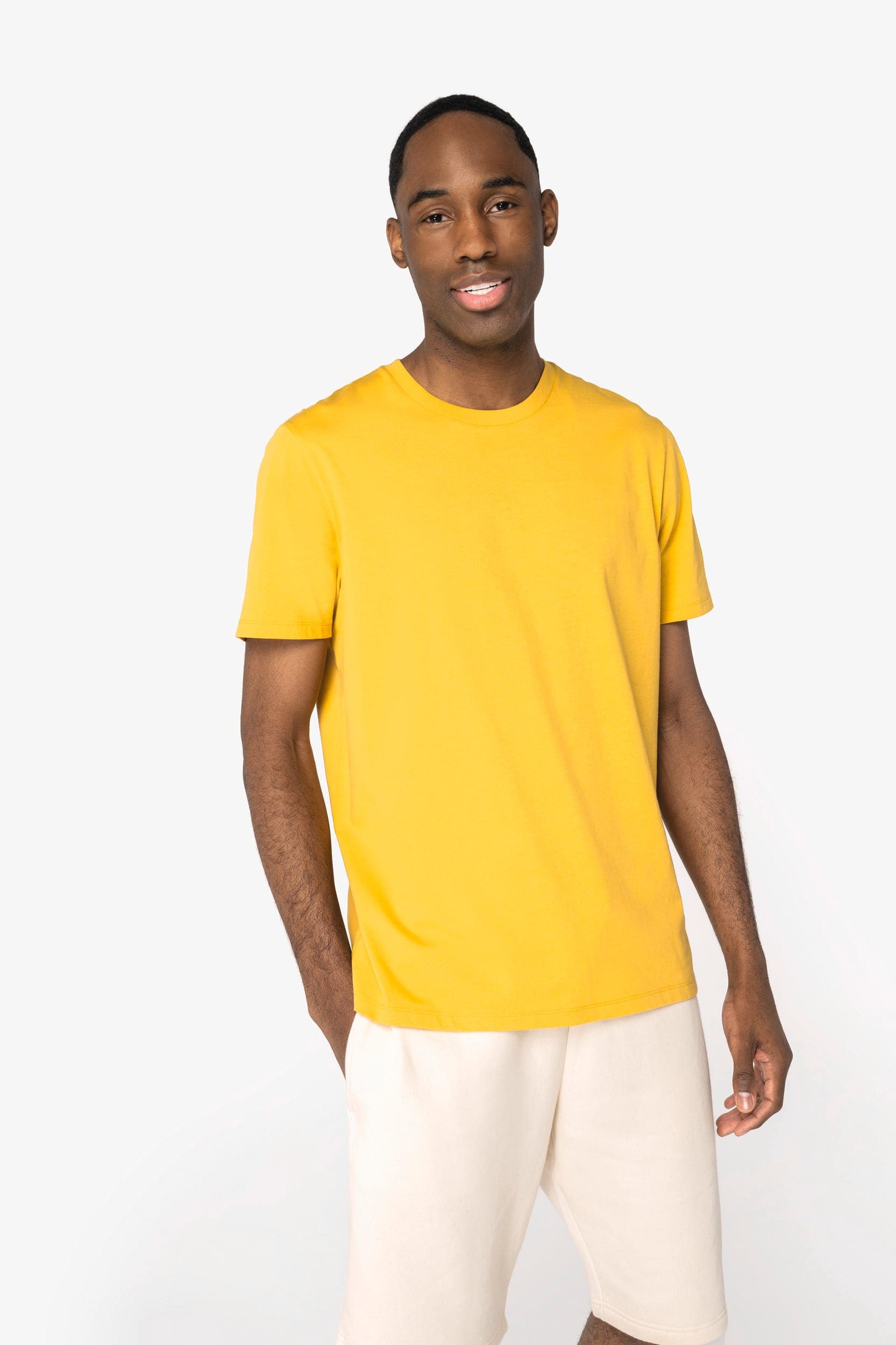 T-shirt écoresponsable unisexe en situation