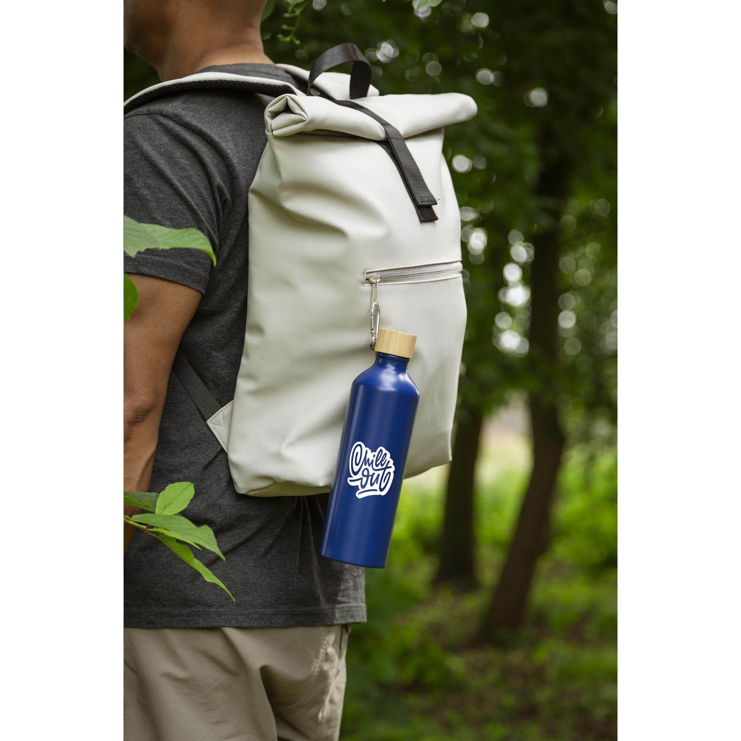 Bouteille SteelBamboo RCS acier recyclé 750 ml en situation