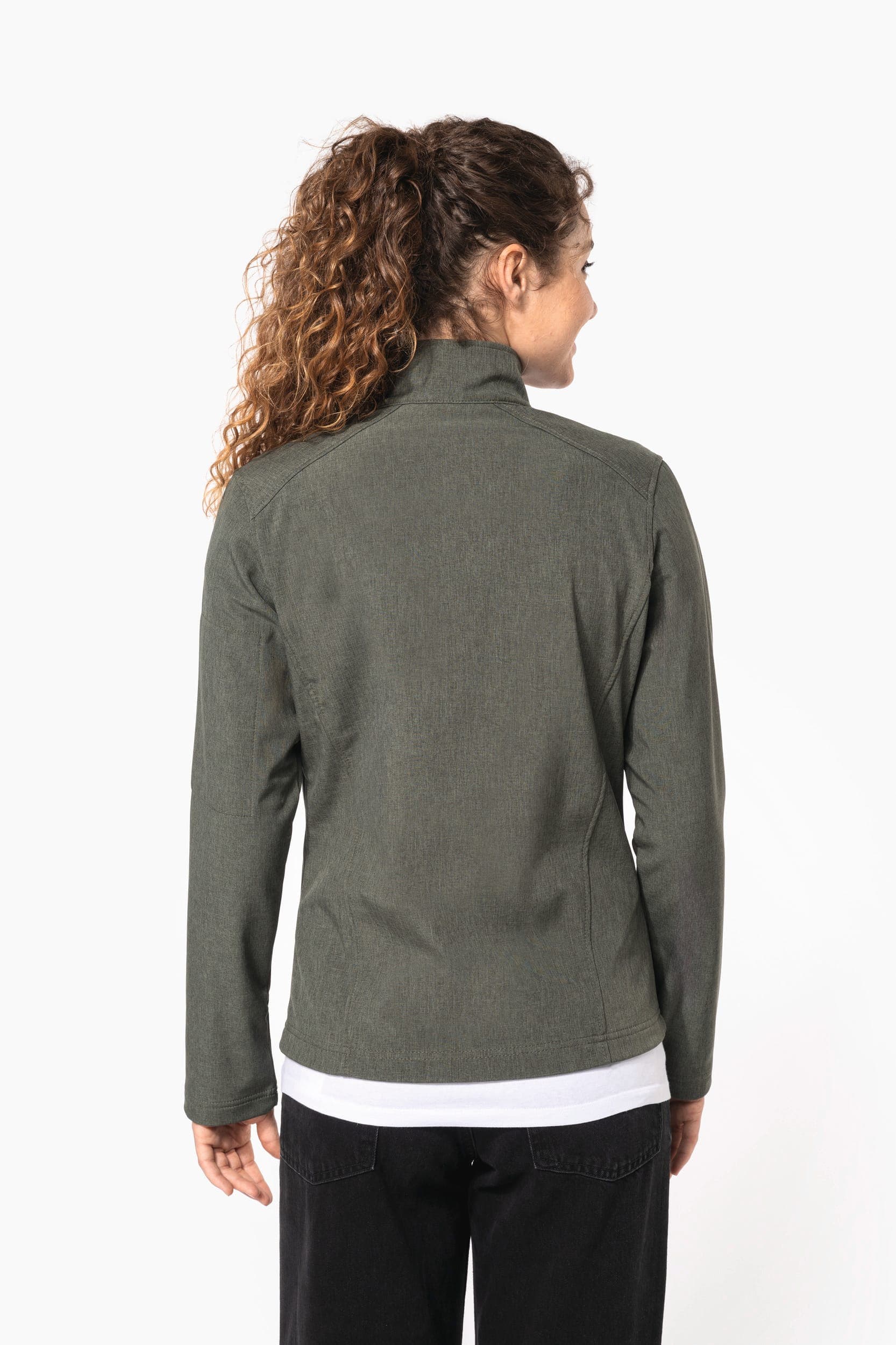 Veste softshell femme en situation