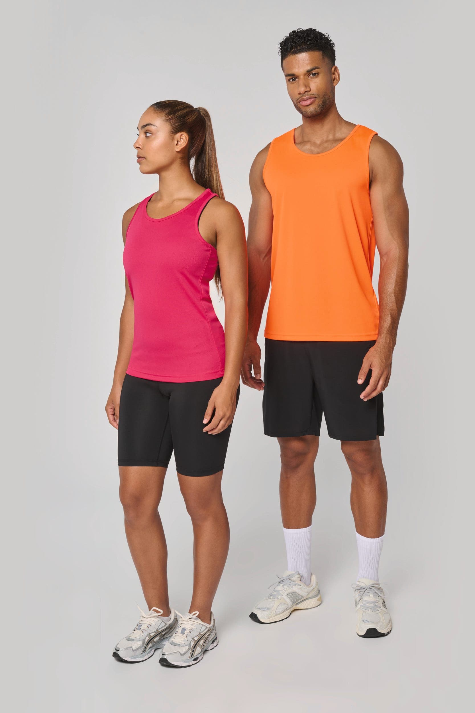 Débardeur de sport homme en situation