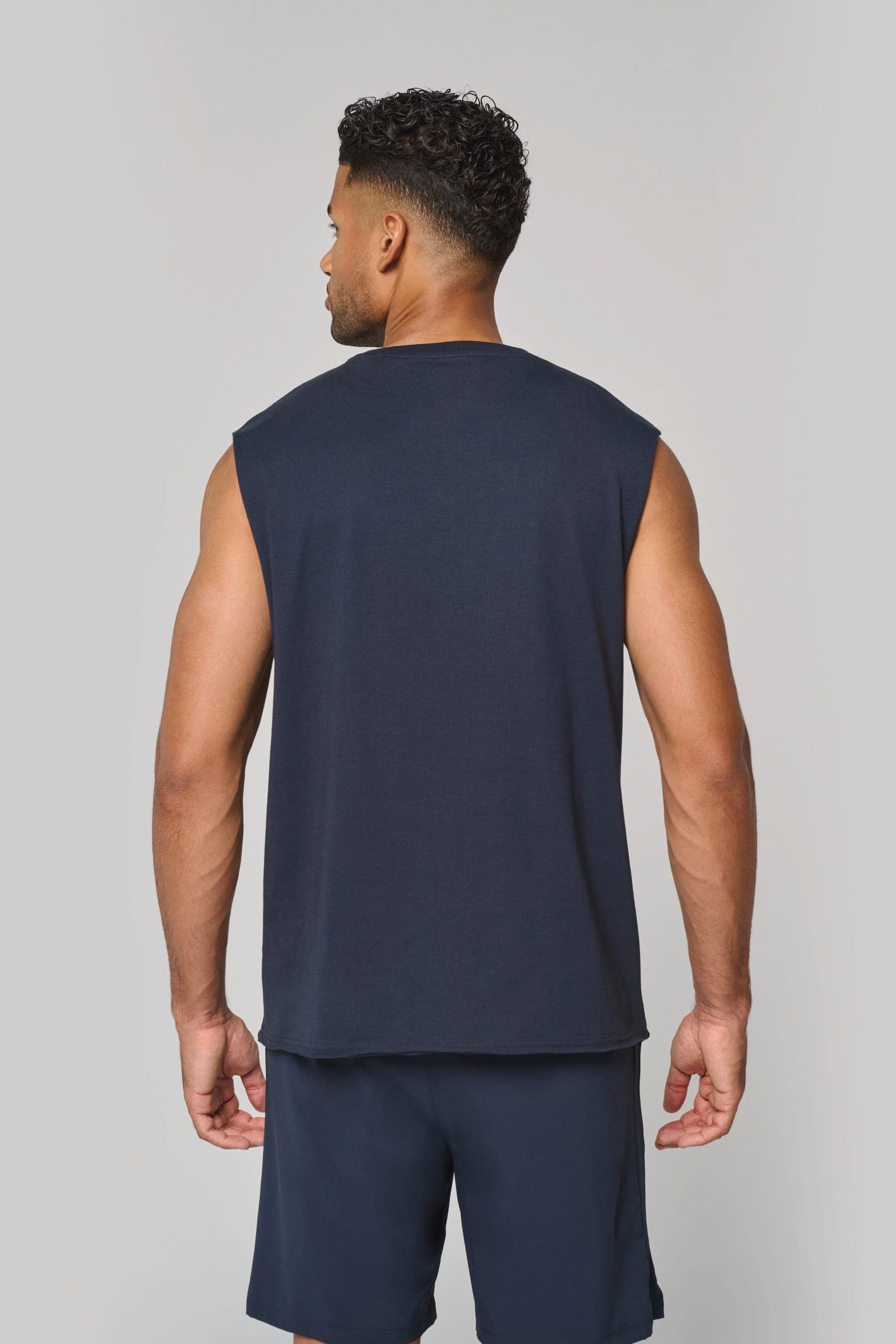 T-shirt sans manches 190 unisexe en situation