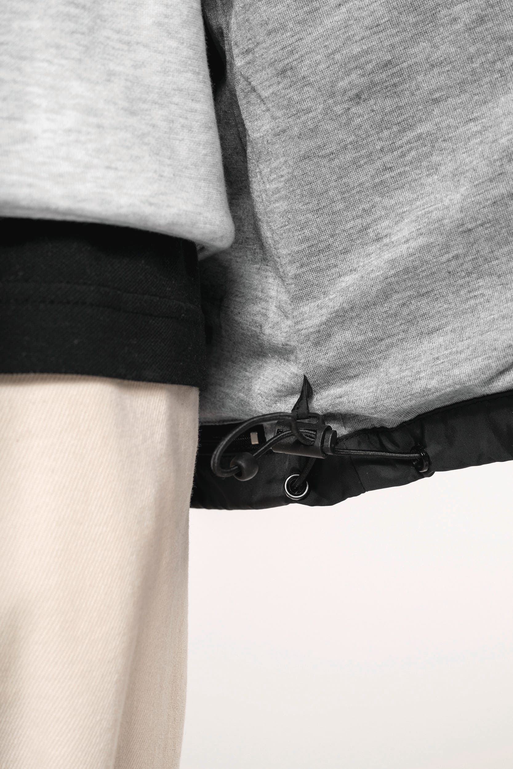 Coupe-vent doublé homme en situation