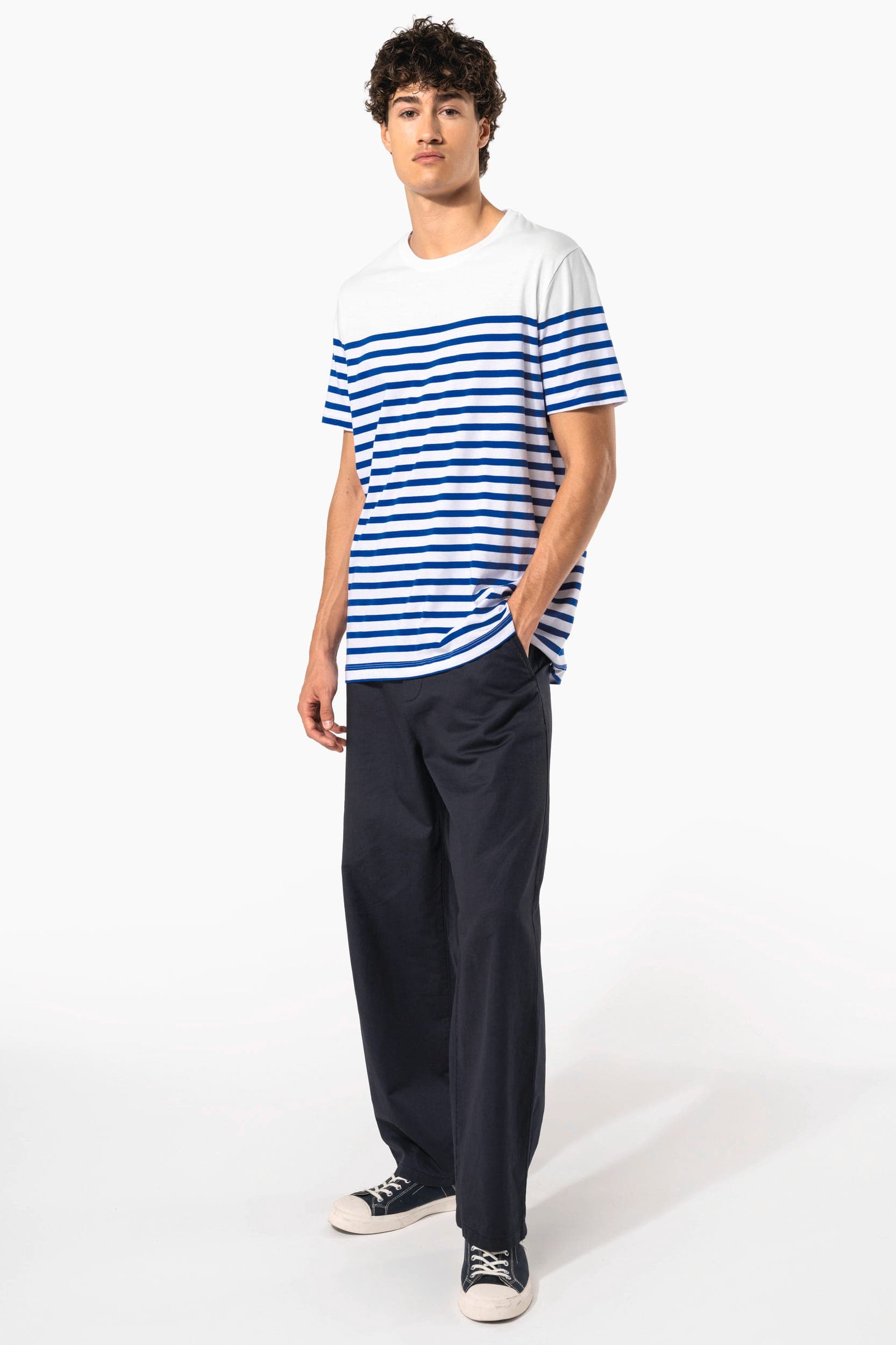 T-shirt marin col rond Bio homme en situation
