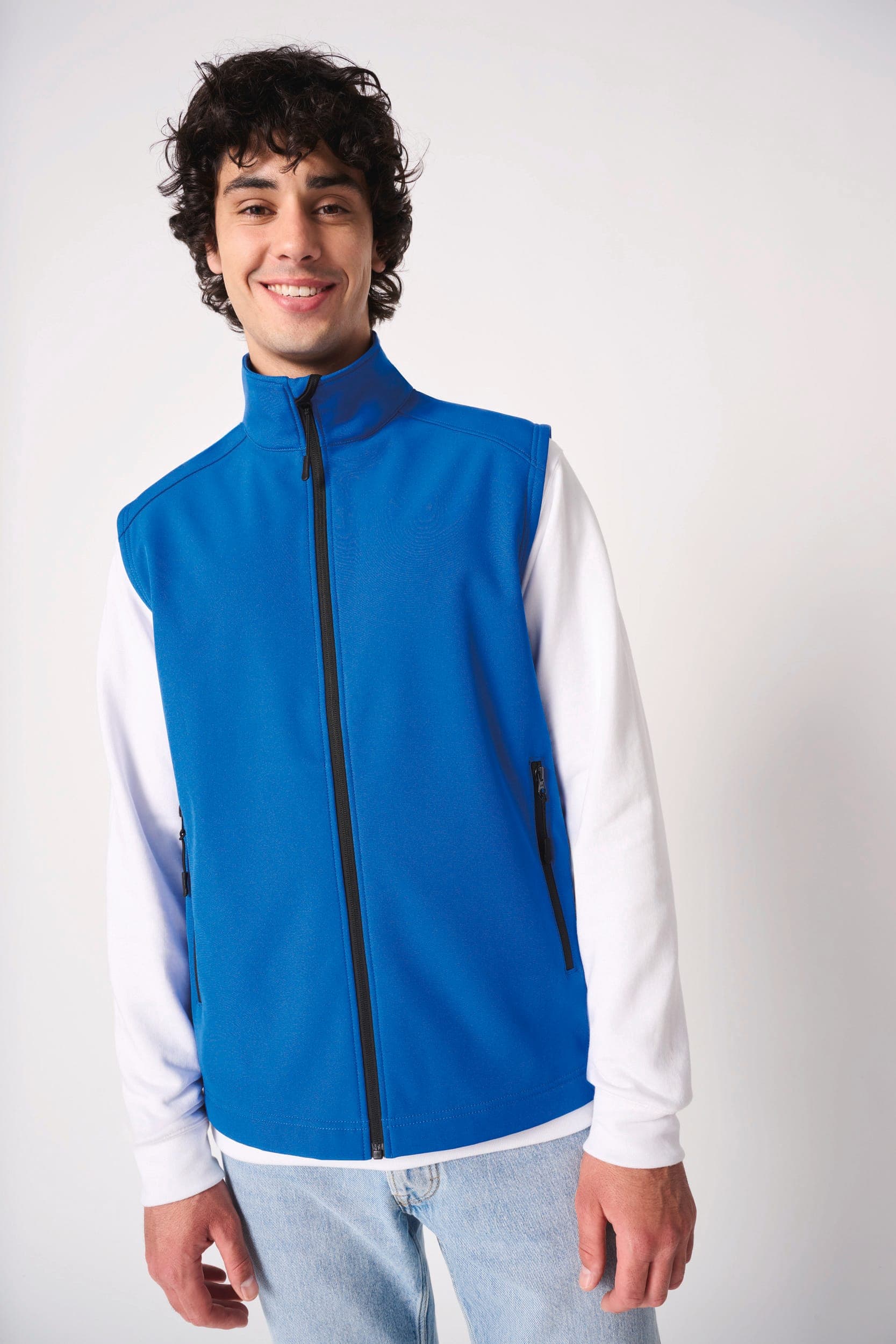 Bodywarmer softshell 2 couches unisexe en situation
