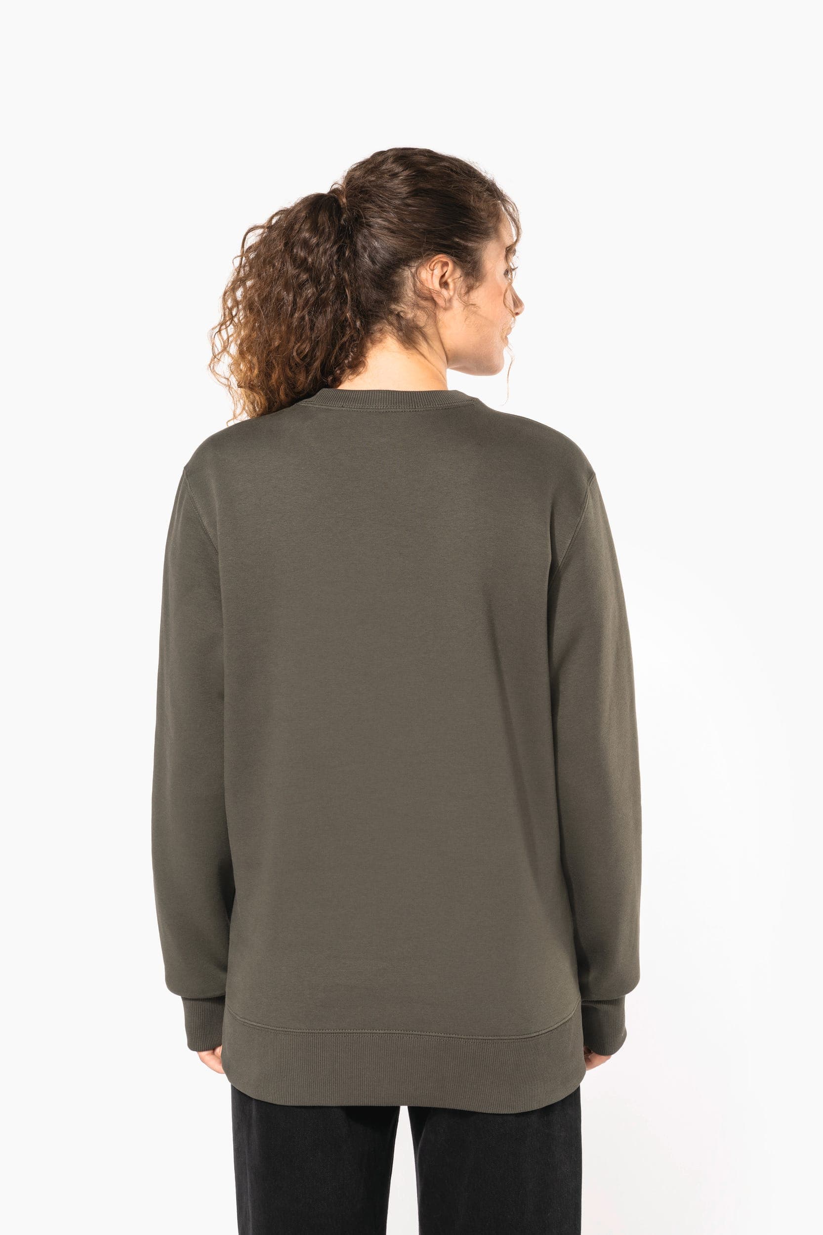Sweat-shirt col rond unisexe en situation