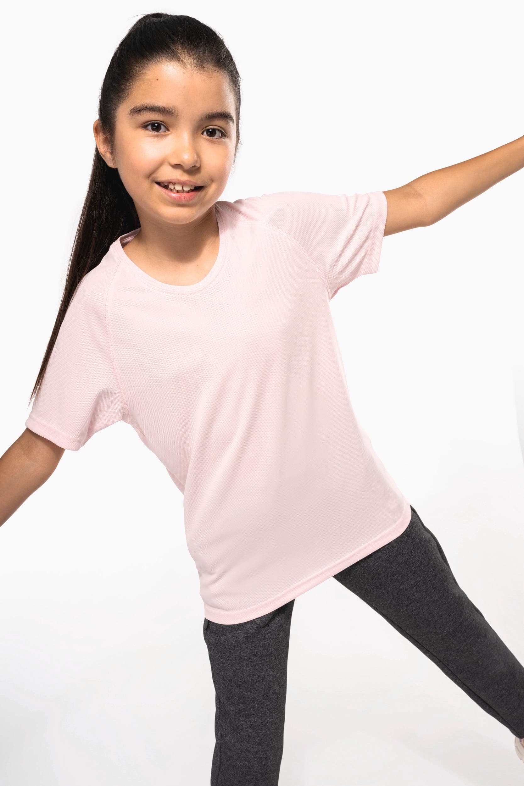 T-shirt sport manches courtes enfant en situation